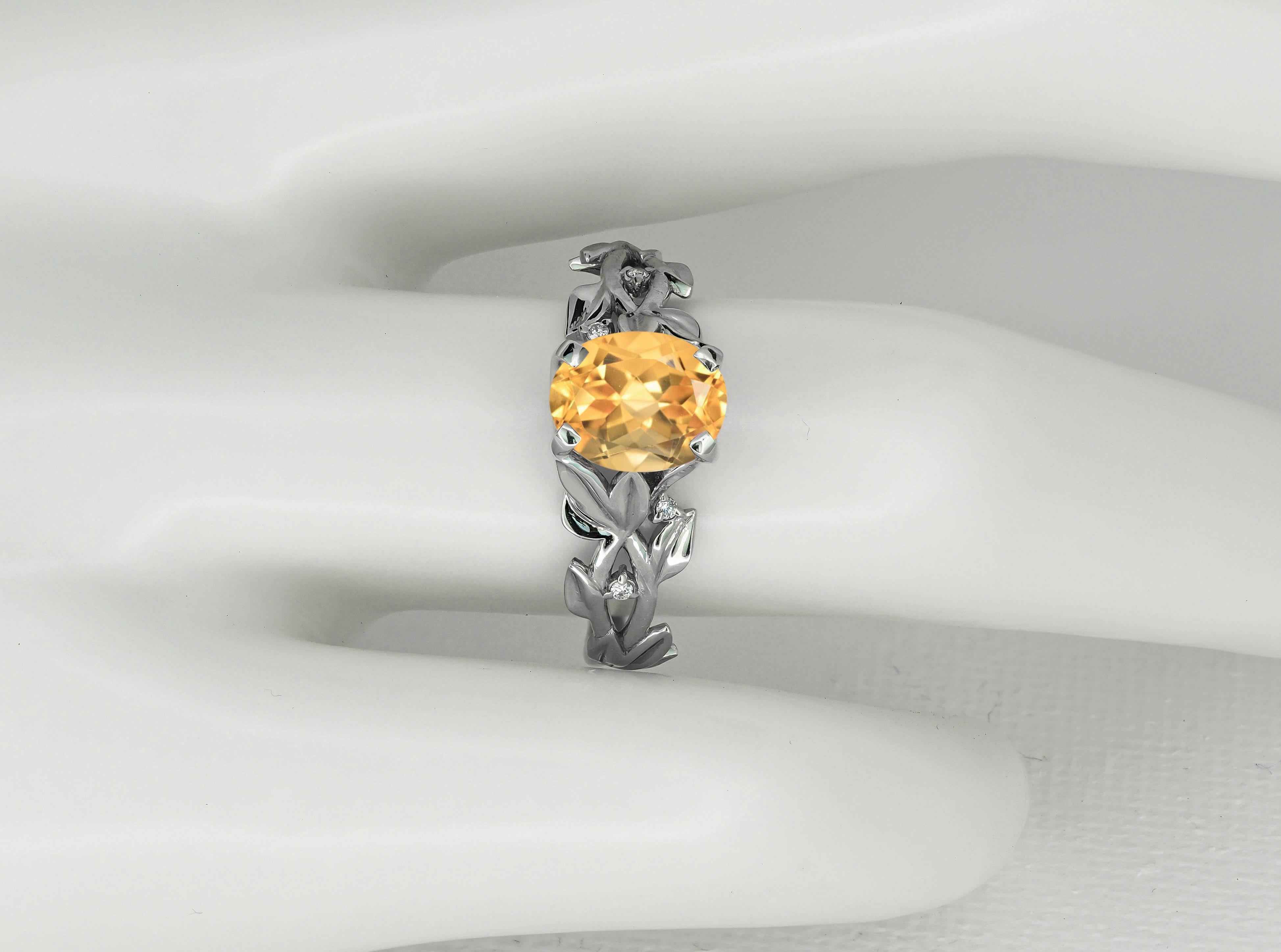 Oval Cut Oval citrine ring.  For Sale