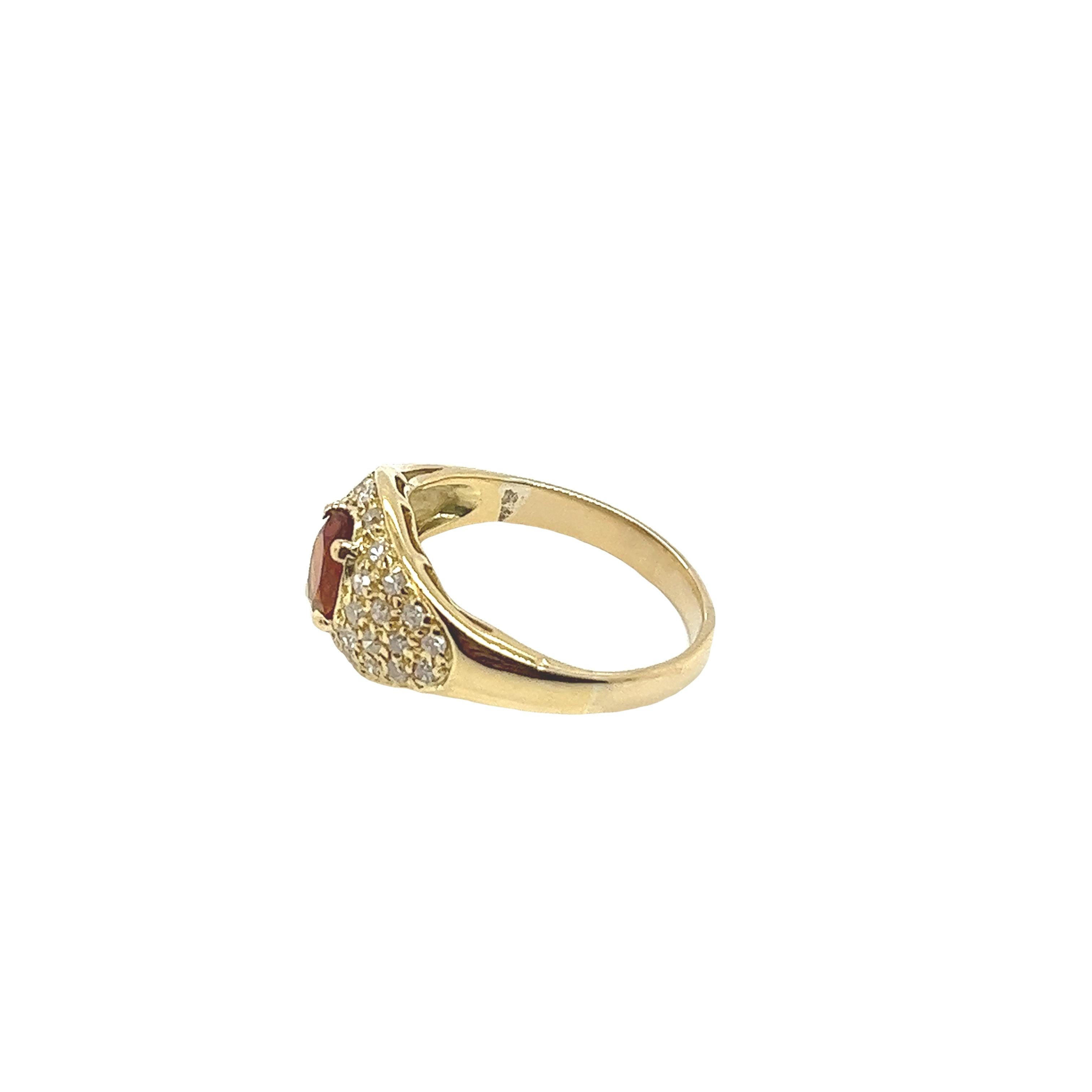 Women's Oval Citrine Ring Set With 0.35ct H/SI1 Diamonds In 18ct Yellow Gold For Sale