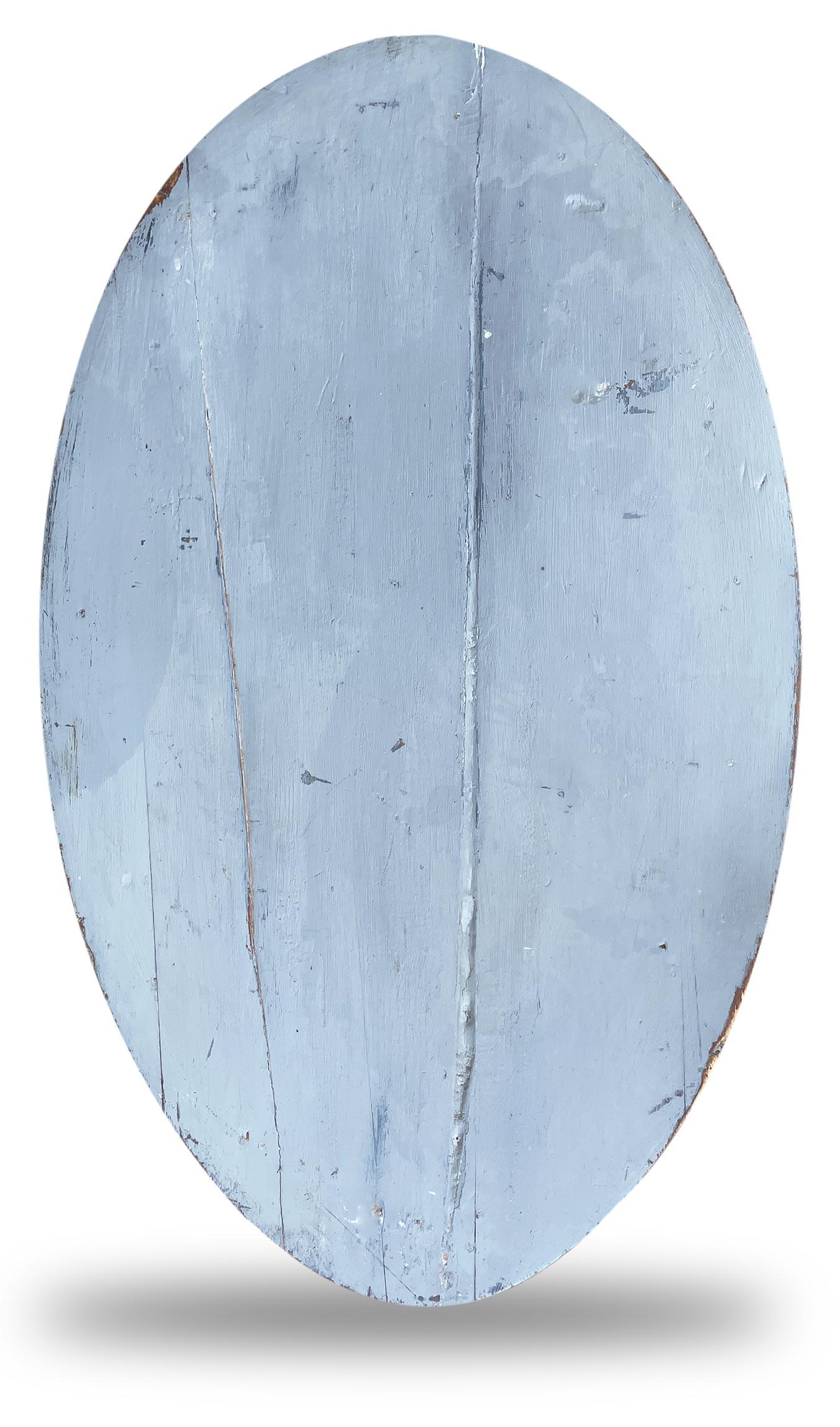XIXe siècle Table basse ovale bleu clair en vente