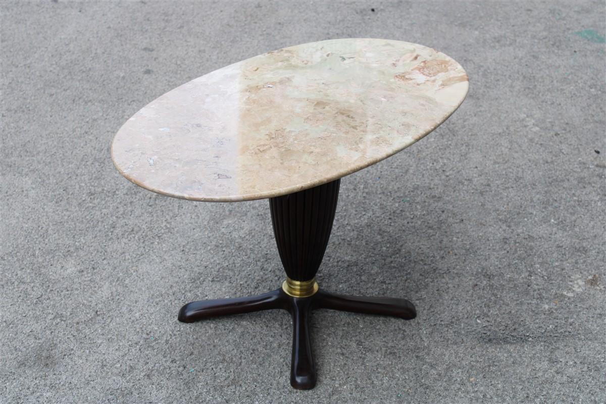 Mid-20th Century Oval Coffee Table in Midcentury Italian Design Mahogany Brass 1950 Marble Top