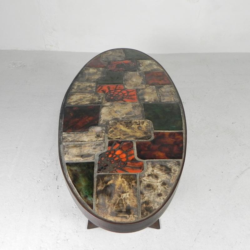 Oval coffee table, tile table, 1970s For Sale 7