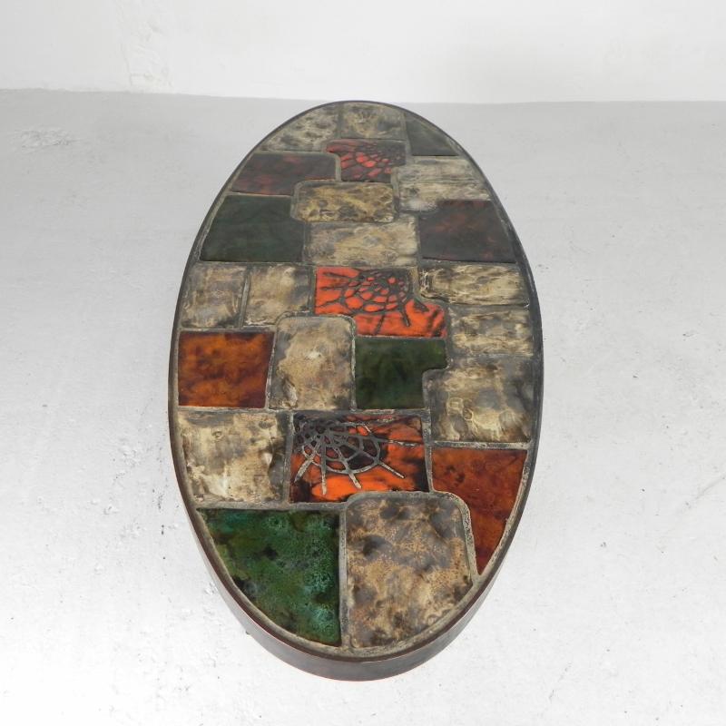 Oval coffee table, tile table, 1970s For Sale 2