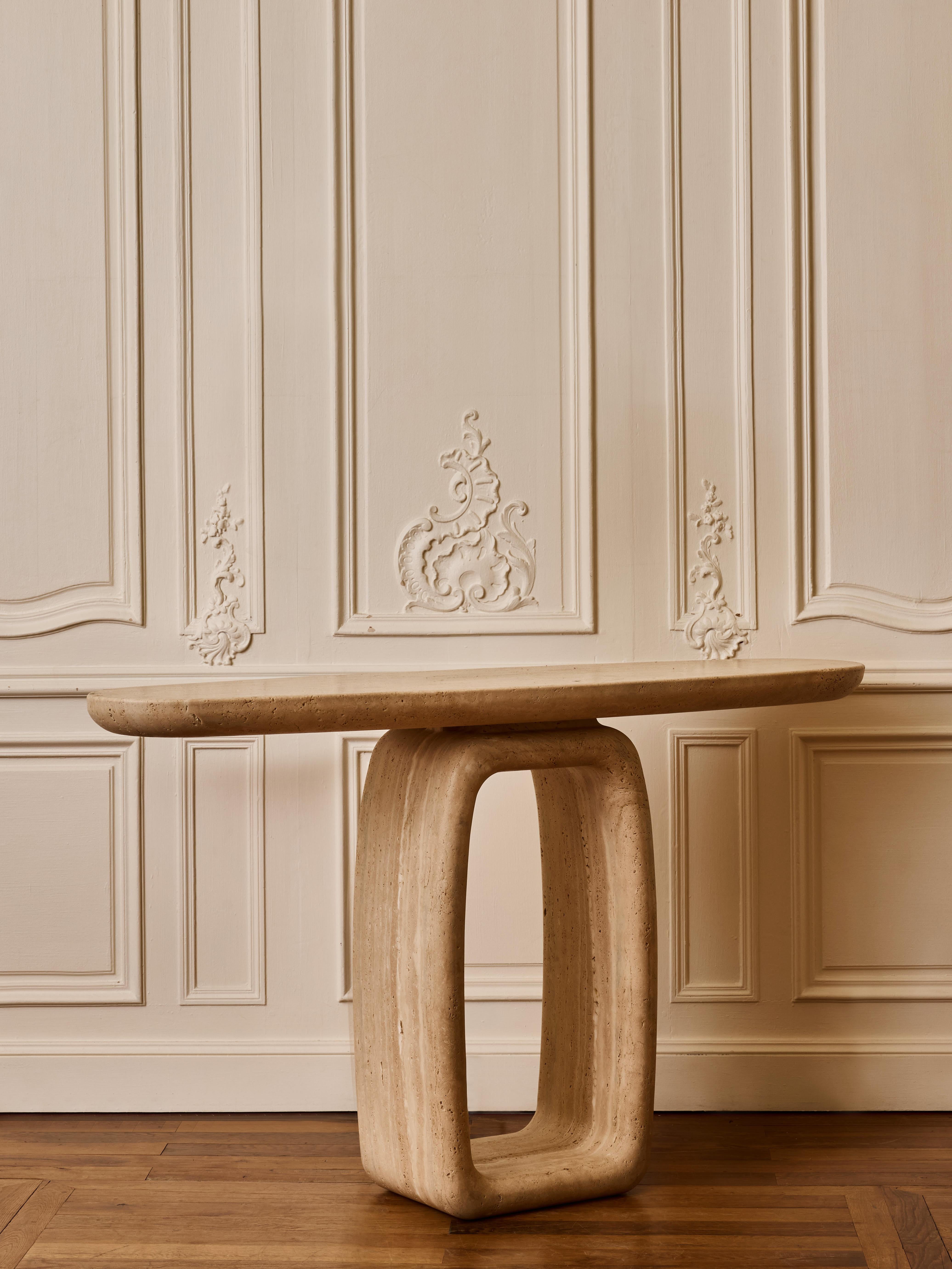 Contemporary Oval console in travertine stone For Sale