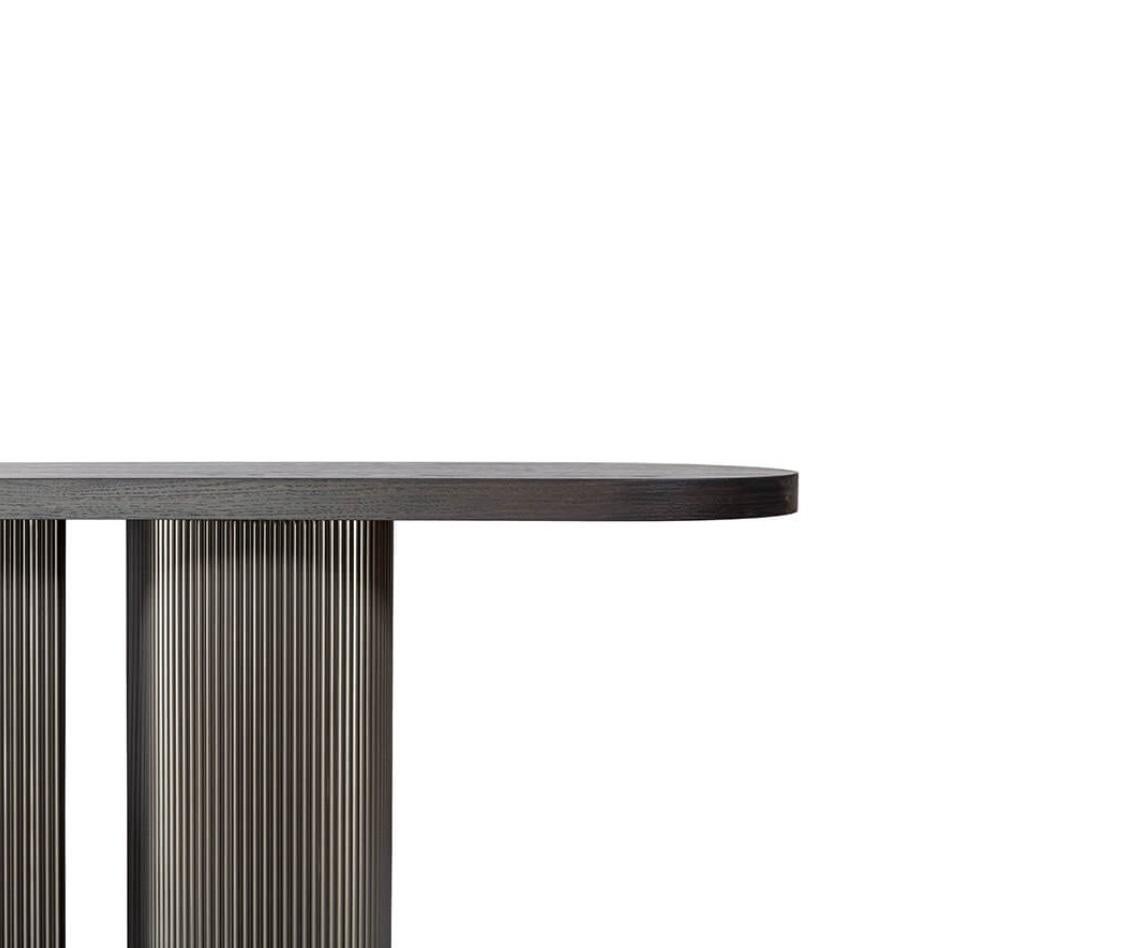 Modern Oval Console with Thick Wood Top and Tear-Shaped Bases In Lacquered Metal For Sale