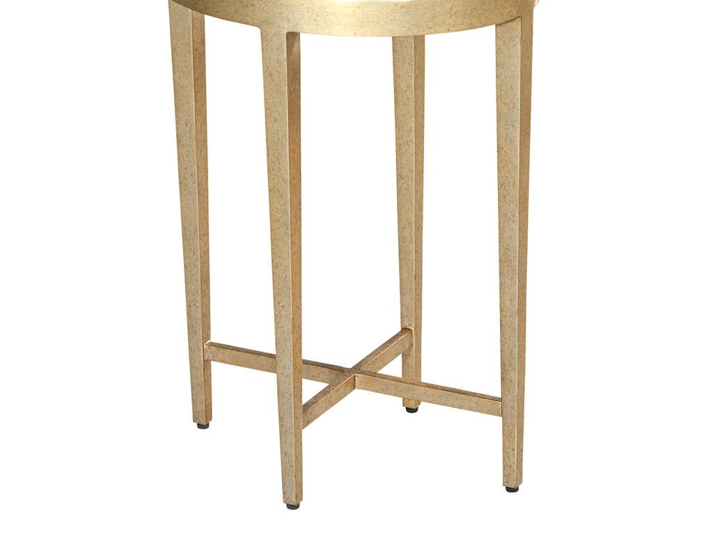 Table à boire contemporaine ovale en or en vente 3