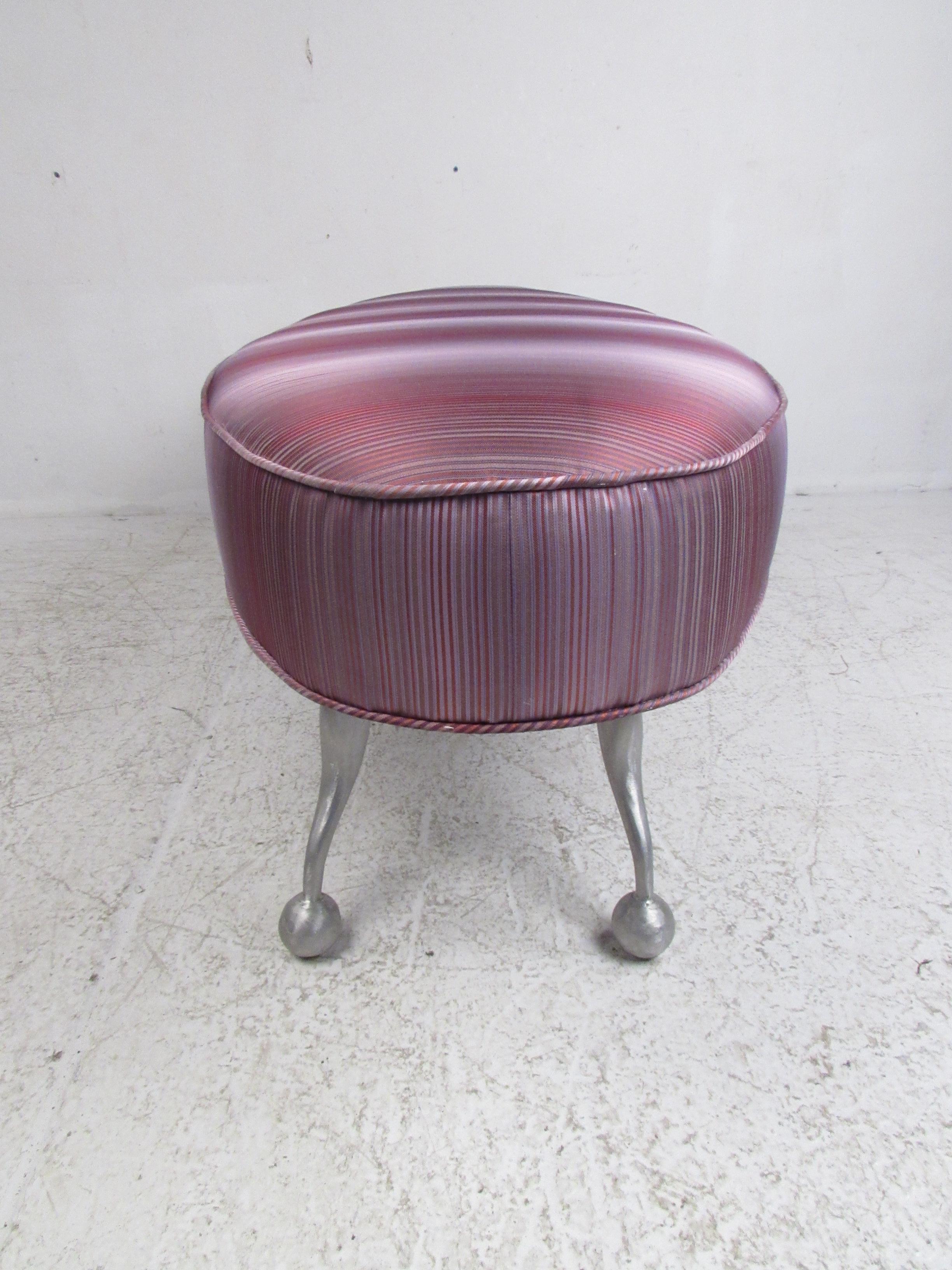 Mid-Century Modern Oval Contemporary Modern Upholstered Bench For Sale