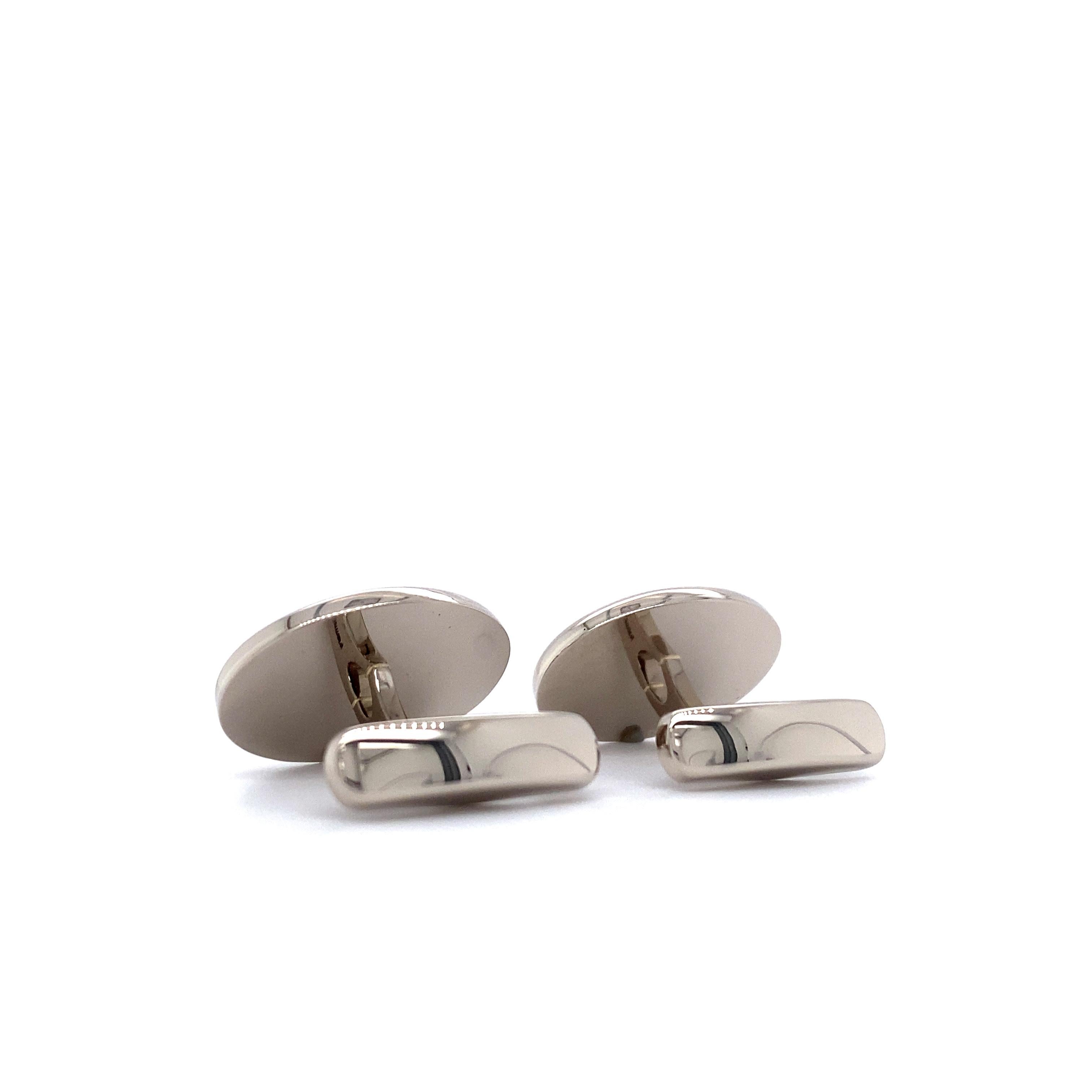 Contemporary Oval Cufflinks - 18k Palladium White Gold - Highly Polished - 15.7 mm x 20.8 mm For Sale