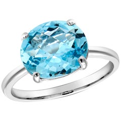 Cushion Aquamarine Prong Set in 18 Karats White Gold Fashion Ring