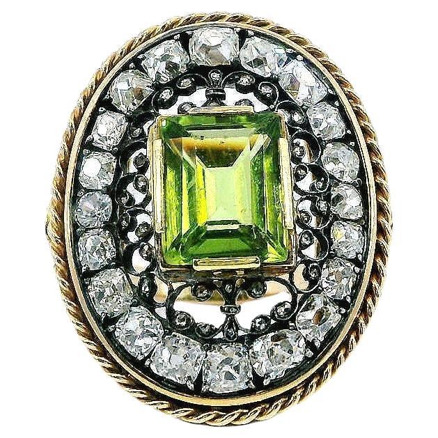 Oval Cushion Peridot Ring with Diamond in Silver Filigree. For Sale 2
