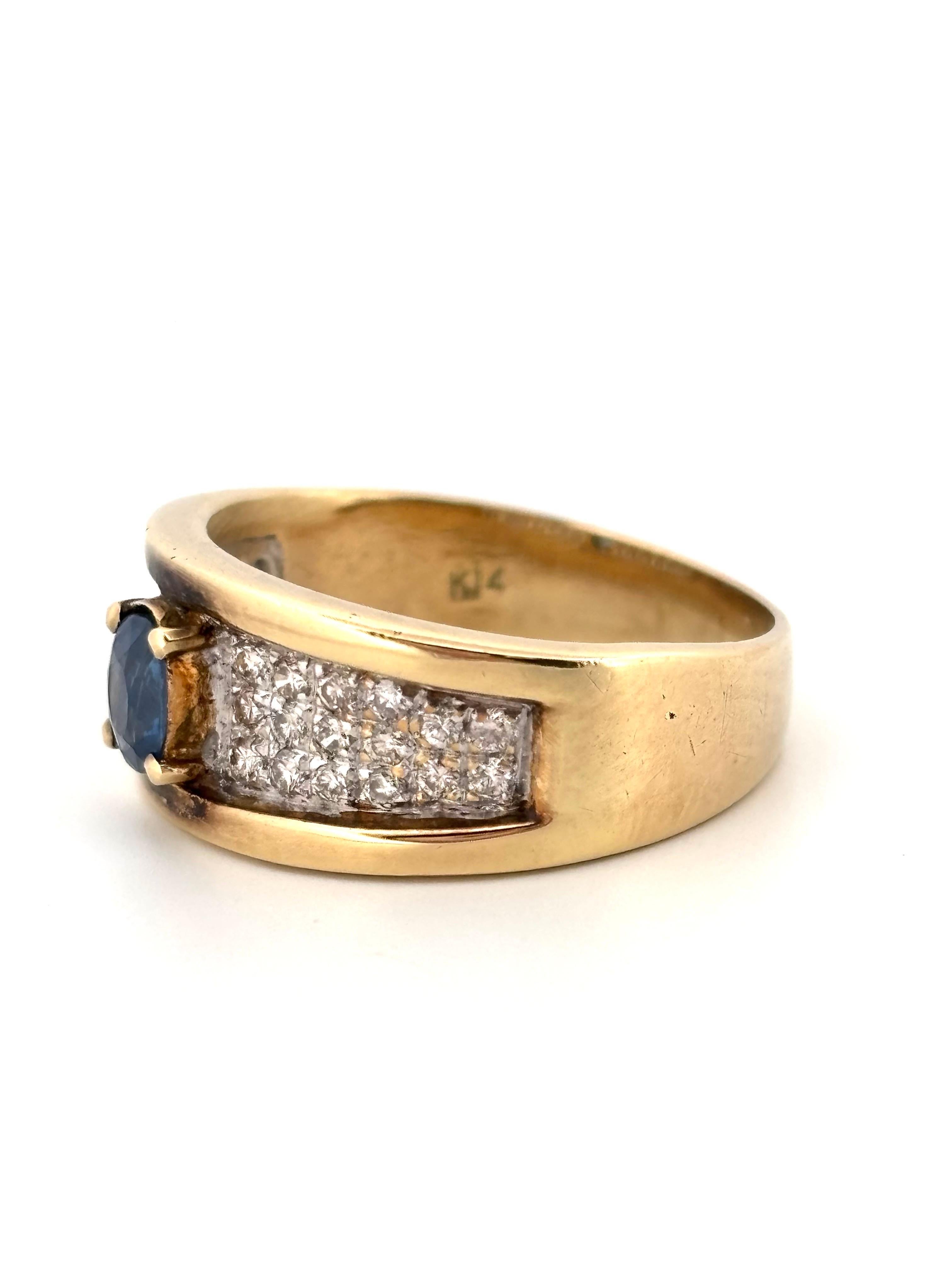 Bague en or jaune 14K avec saphir bleu de taille ovale 0,40ctw et diamant 0,16ctw en vente 1