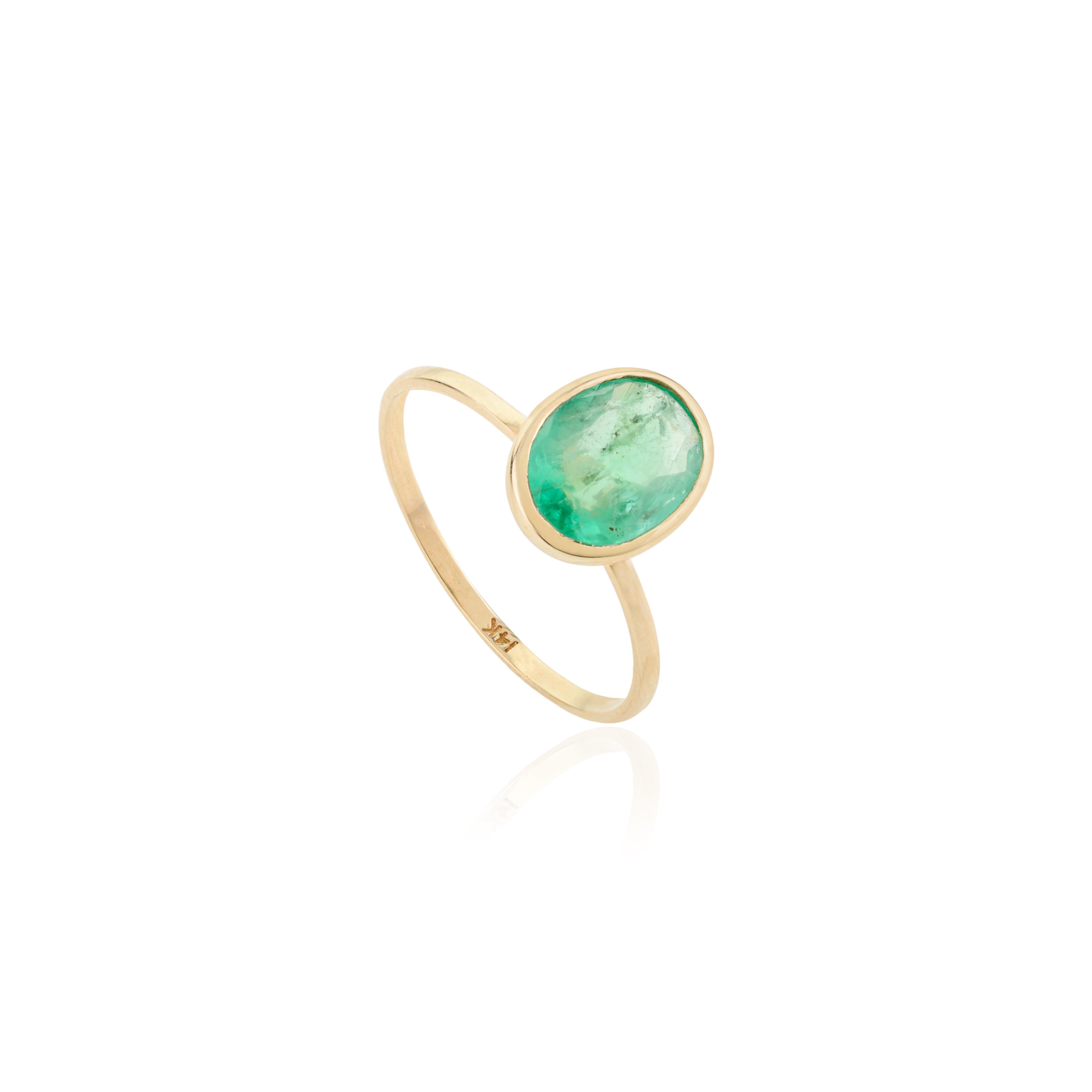 For Sale:  Oval Cut 1 CTW Natural Zambian Emerald Solitaire Unisex Ring in 14K Yellow Gold 3