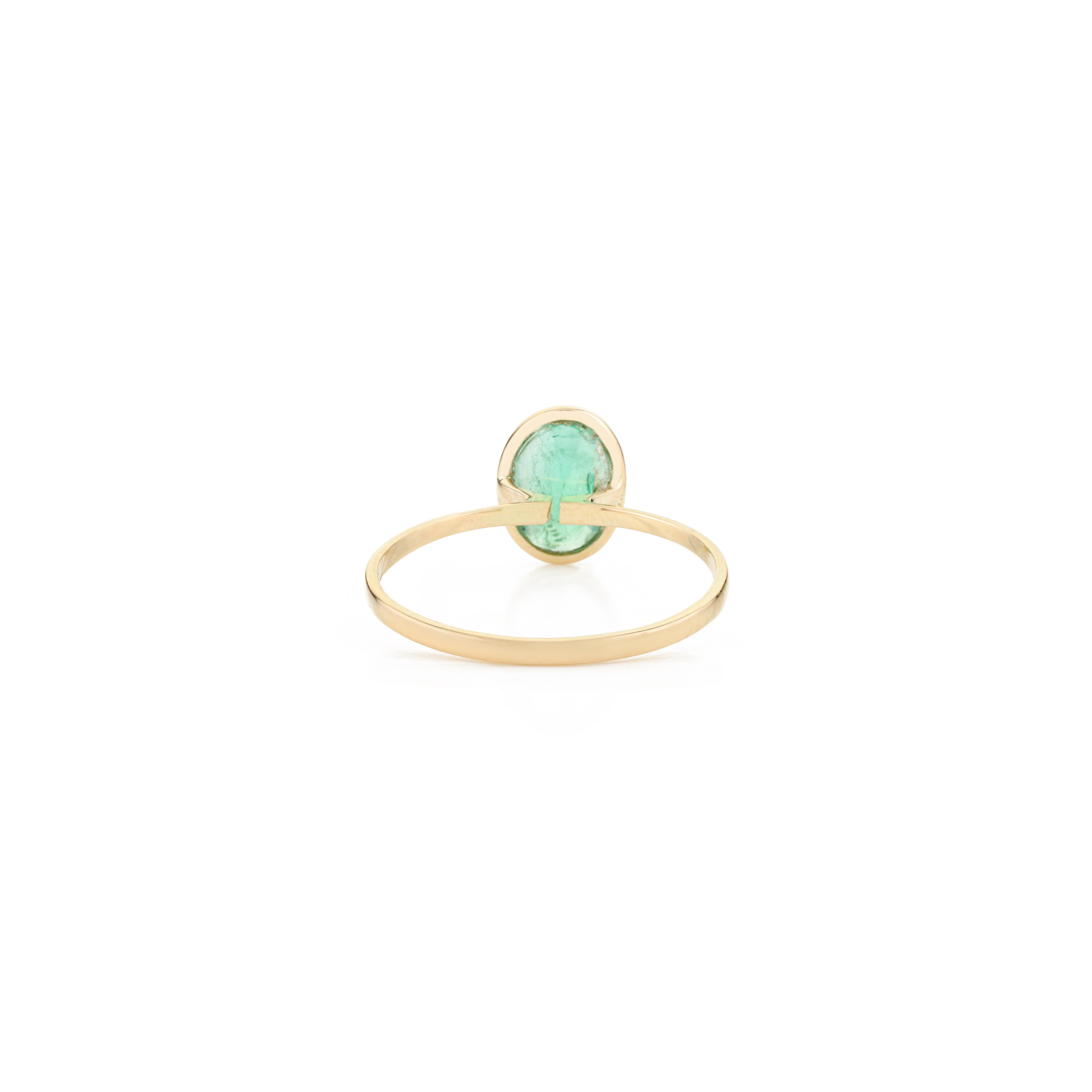 For Sale:  Oval Cut 1 CTW Natural Zambian Emerald Solitaire Unisex Ring in 14K Yellow Gold 7