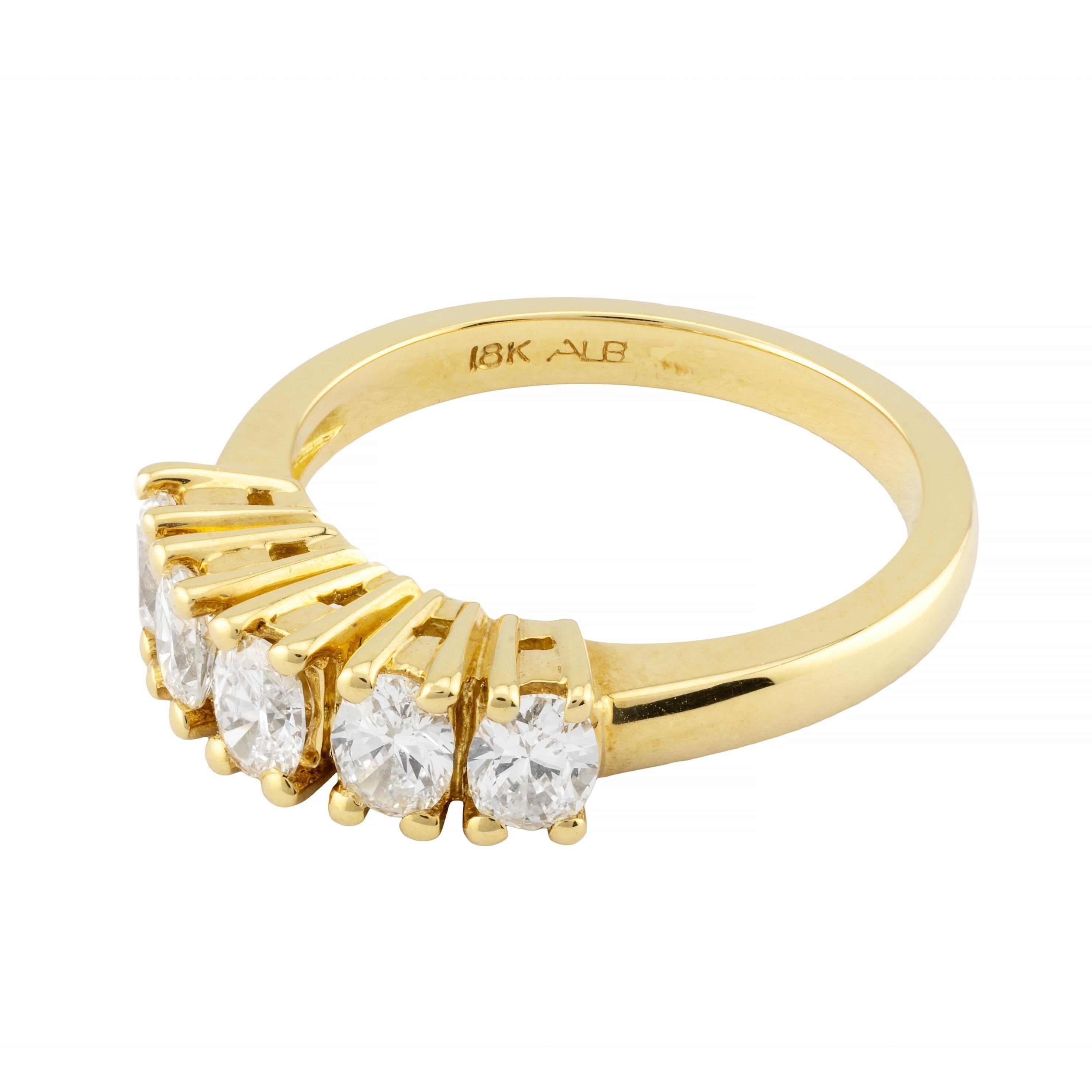 Women's Oval Cut 1.00ctw Five Stone Diamond Band Ring in 18K Yellow Gold