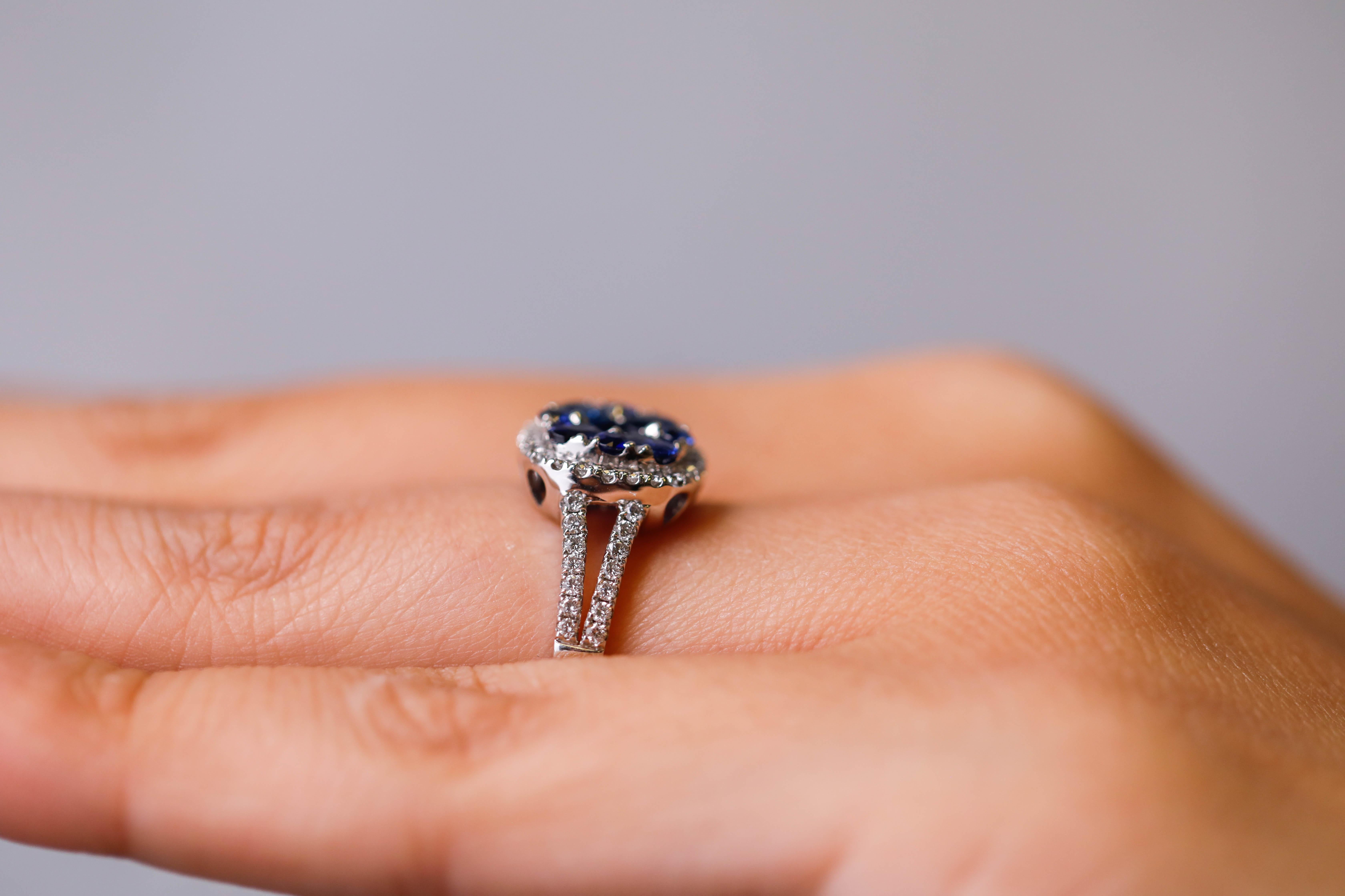 Women's Oval Cut 1.26 Carat Blue Sapphire Diamond Engagement Ring 18 Karat White Gold For Sale