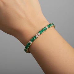 Oval Cut 14K (or 18k upon request) Yellow Gold Emerald Line Bracelet