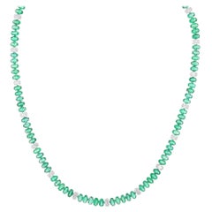 Collana di perline con smeraldo verde e diamanti taglio ovale da 24.84TCW Gioielli in oro bianco 18K