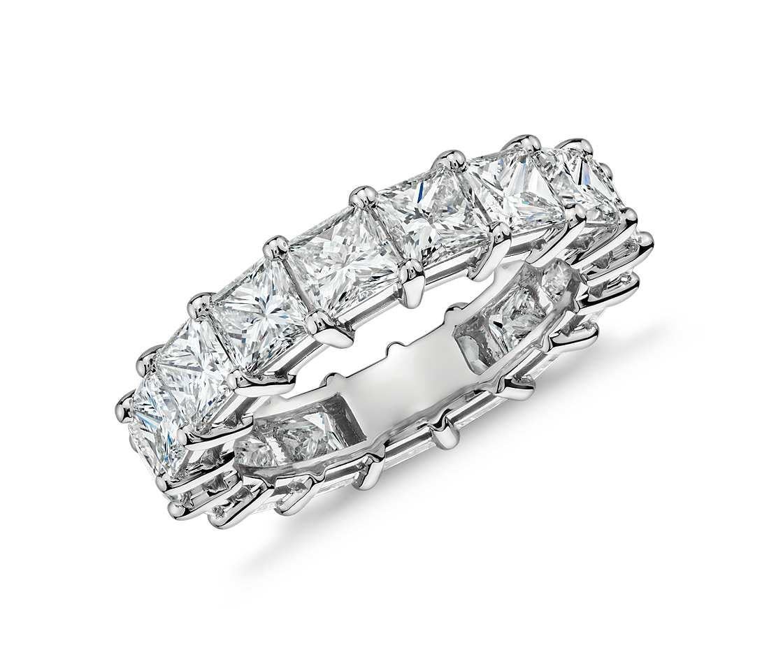 Band ring with full circle of princess cut diamonds.
Eternity wedding band, 950 platinum, princess cut diamonds quality EF-VS.
Each stone weights 0.30 carat.