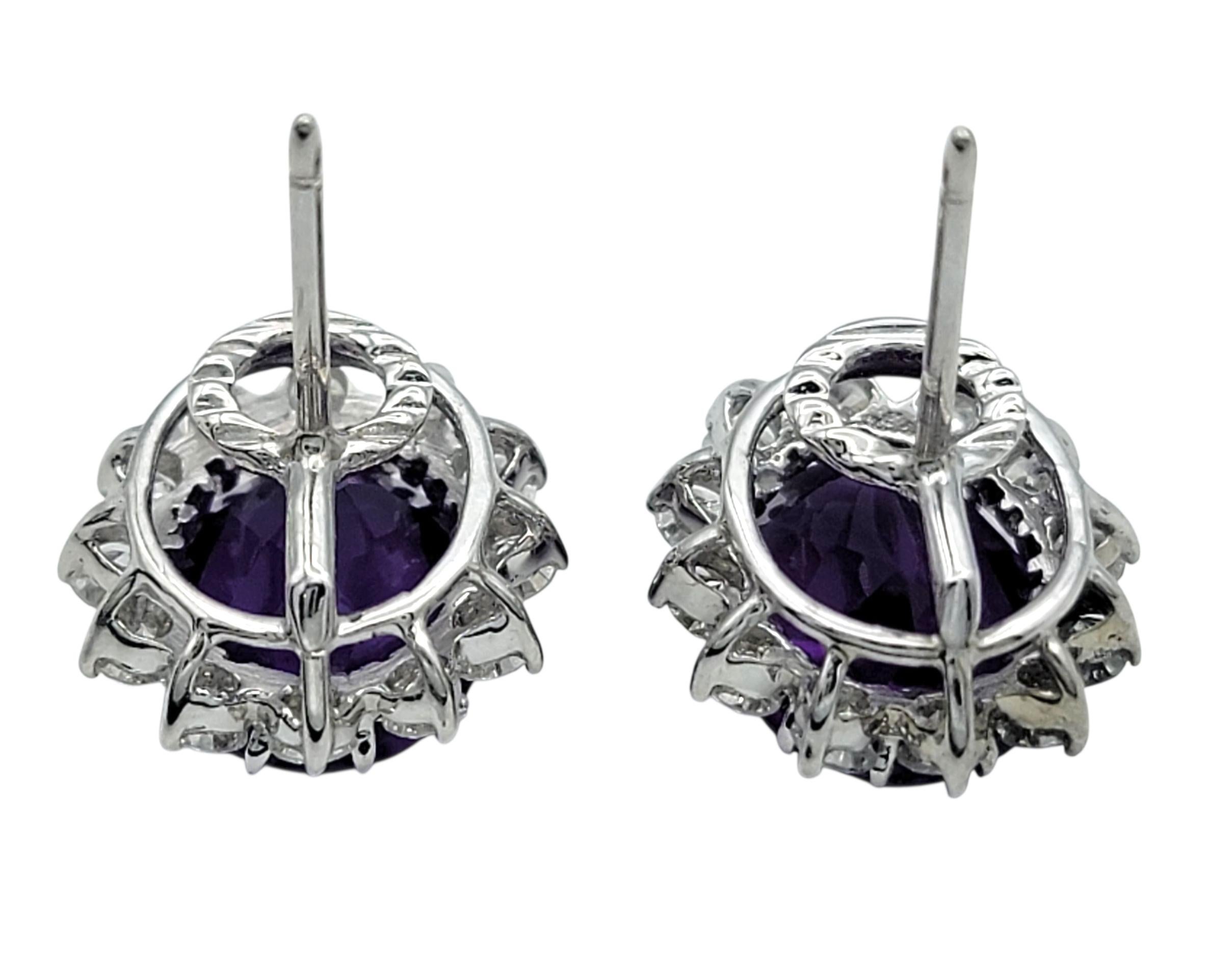 Boucles d'oreilles halo en or blanc 14 carats avec améthyste et diamant de taille ovale Bon état - En vente à Scottsdale, AZ