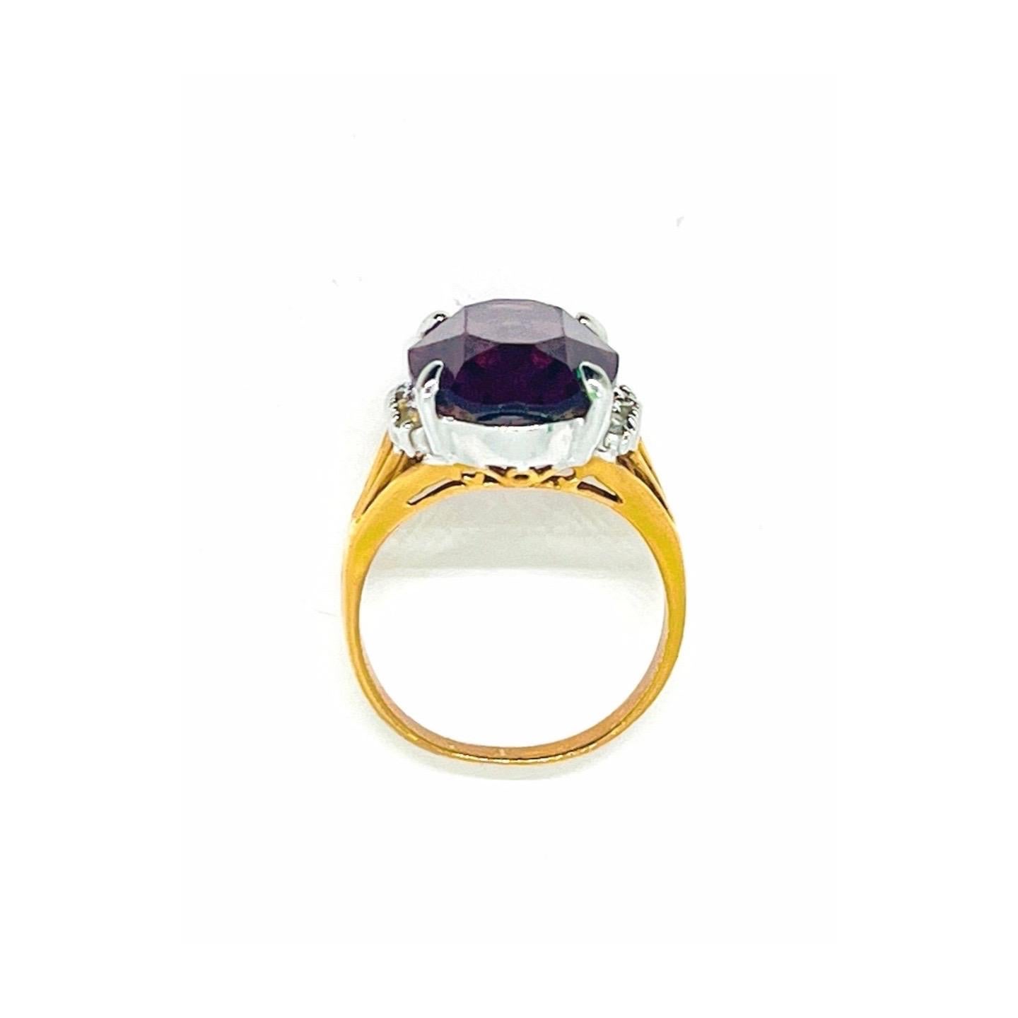 Oval Cut Oval-cut Amethyst, Clear Roundcut Rhinestone Cathedral Shank Ring, Sz 9, 1980s For Sale