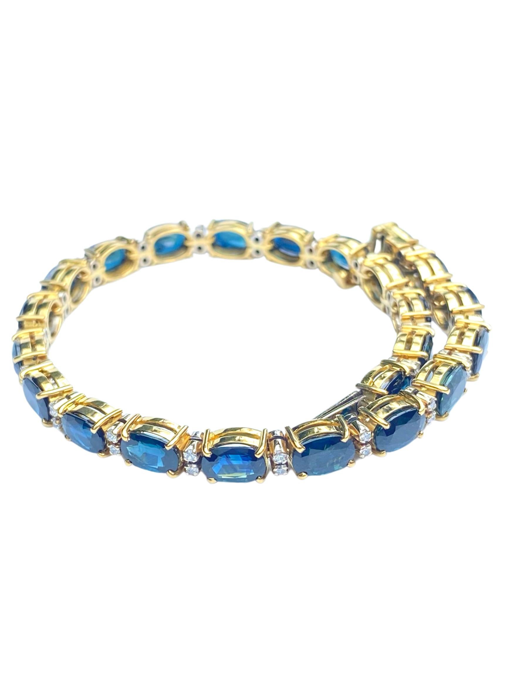Moderne Bracelet en or jaune 18 carats avec saphirs bleus taille ovale et diamants en vente