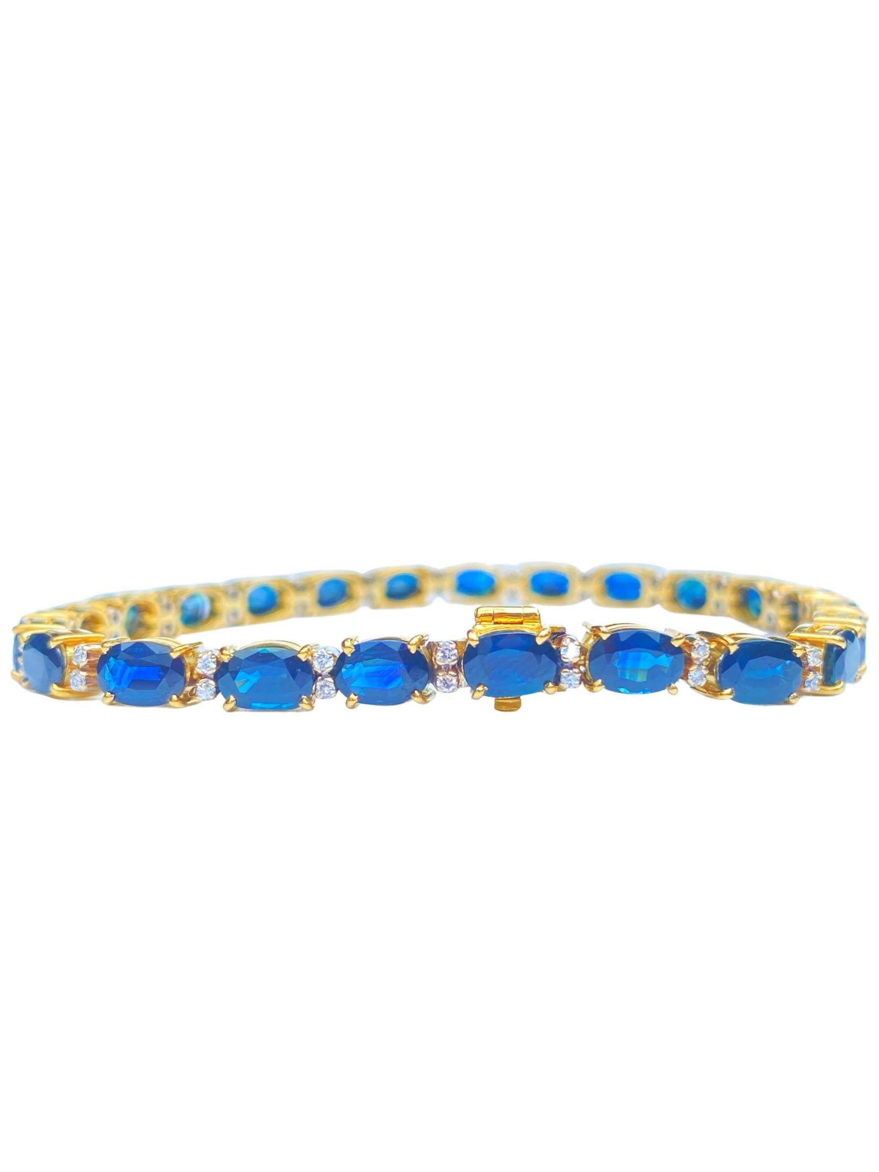 Oval Cut Oval-Cut Blue Sapphire and Diamond 18K Yellow Gold Bracelet For Sale