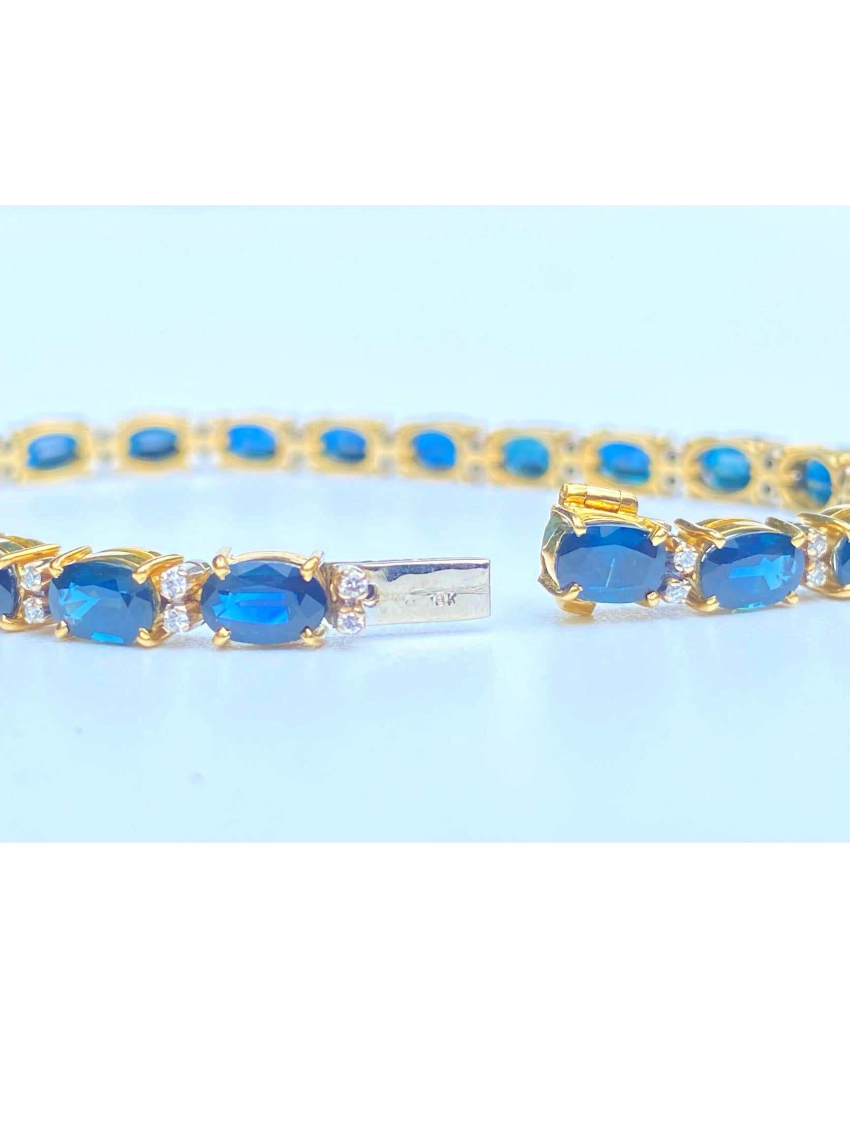 Women's Oval-Cut Blue Sapphire and Diamond 18K Yellow Gold Bracelet For Sale