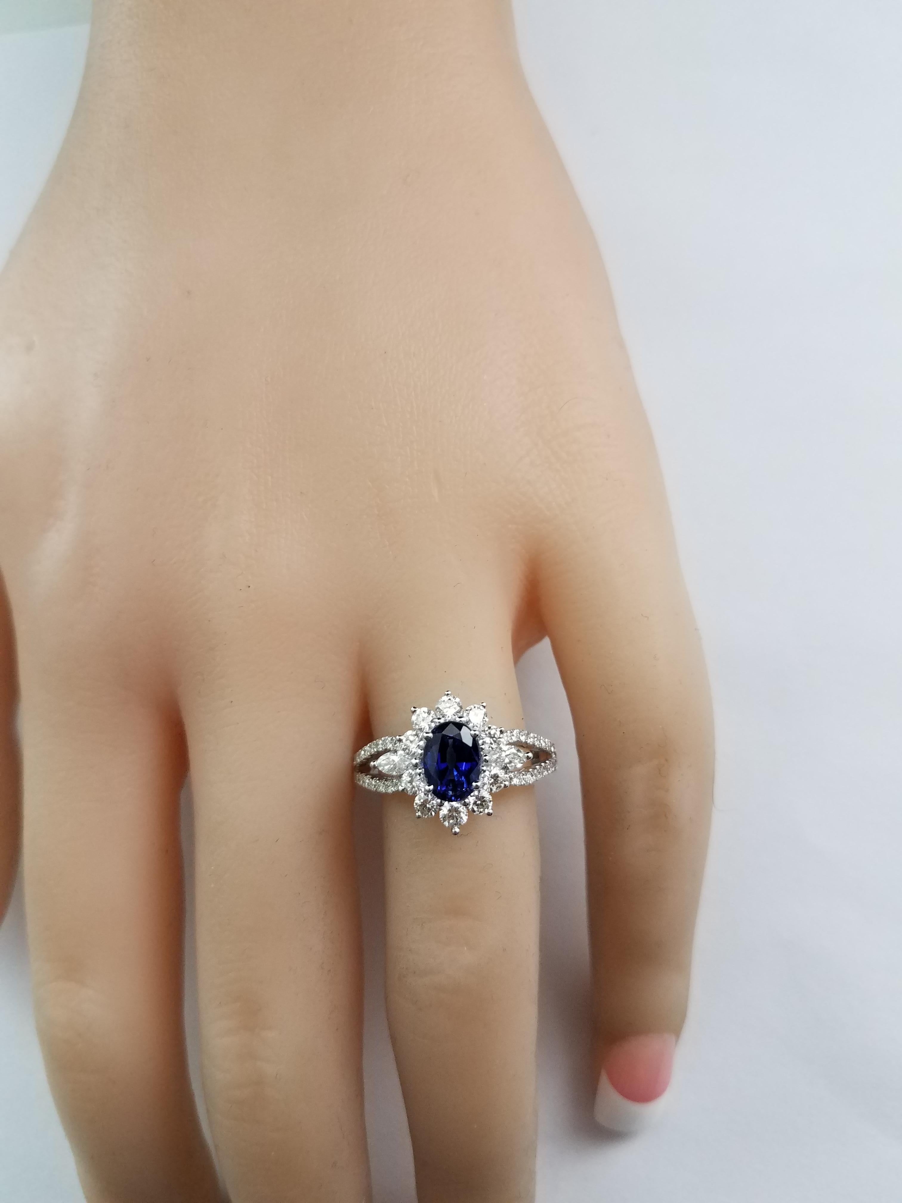 Contemporary Roman Malakov 1.23 Carat Oval Cut Blue Sapphire and Diamond Halo Engagement Ring For Sale