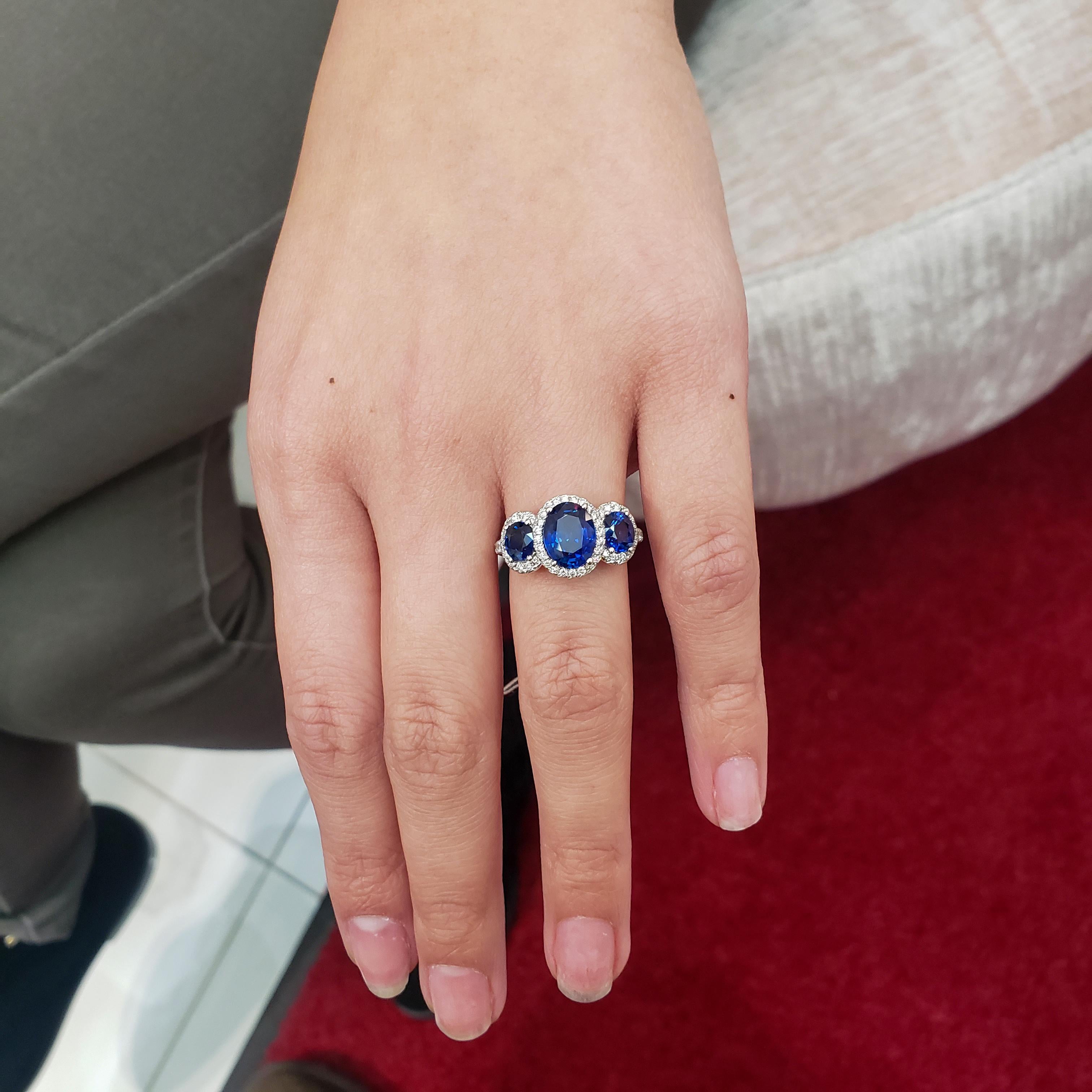 3 sapphire ring