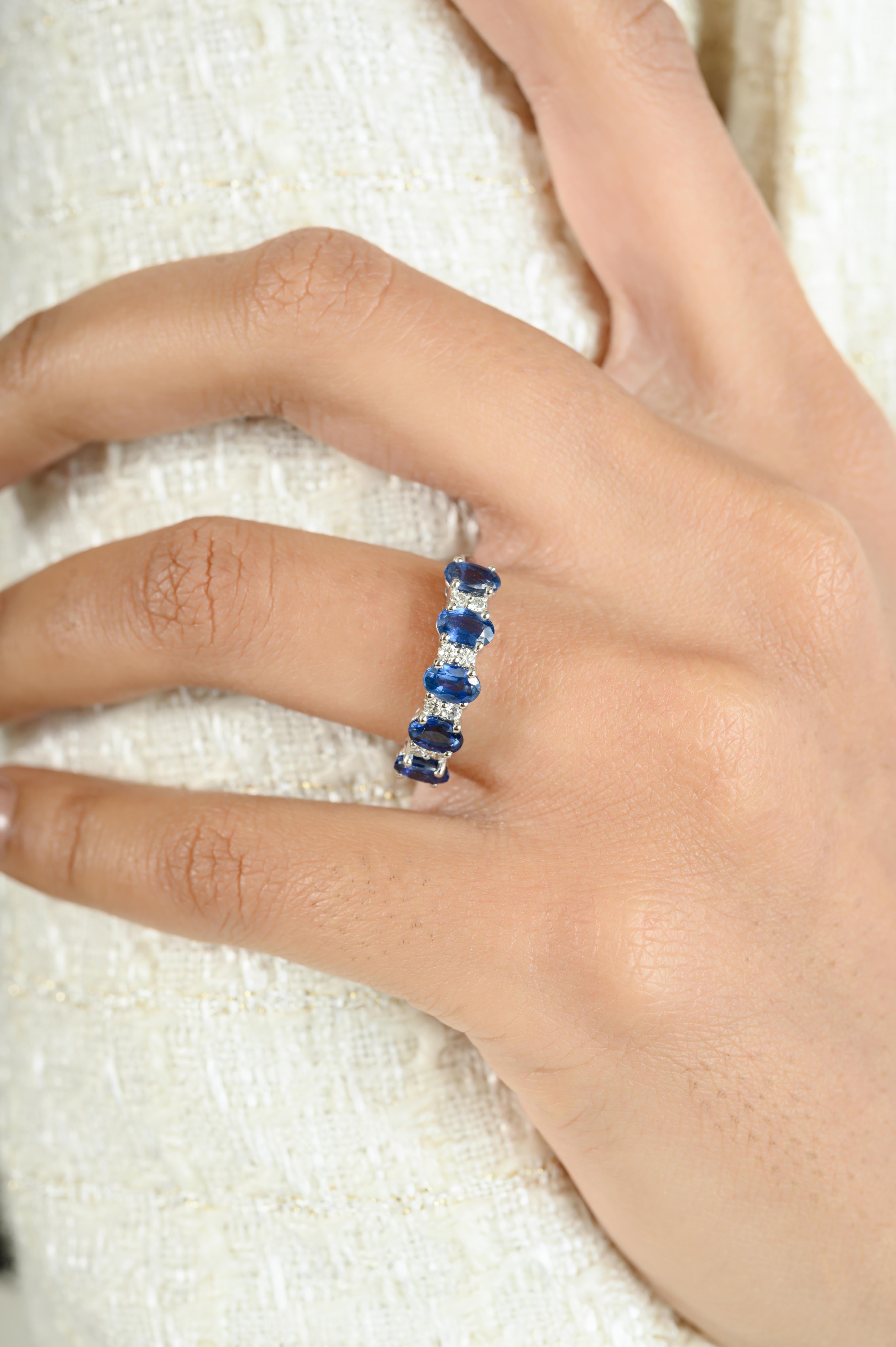 in vendita:  Anello di fidanzamento con zaffiro blu taglio ovale e diamante in oro bianco 18 carati 8