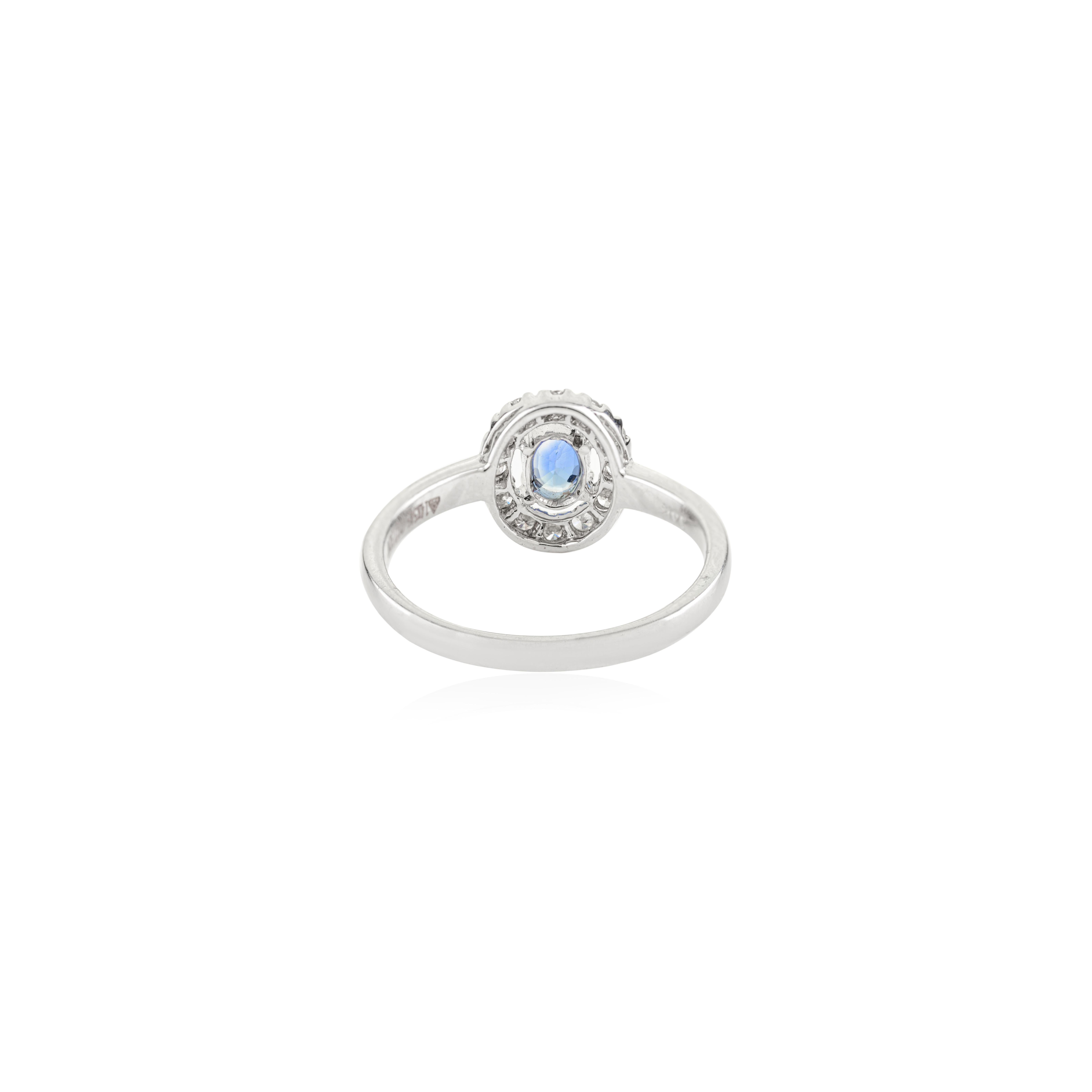 En venta: Anillo halo de zafiro azul talla oval y diamante en oro blanco macizo de 14k joyería Regalo  5