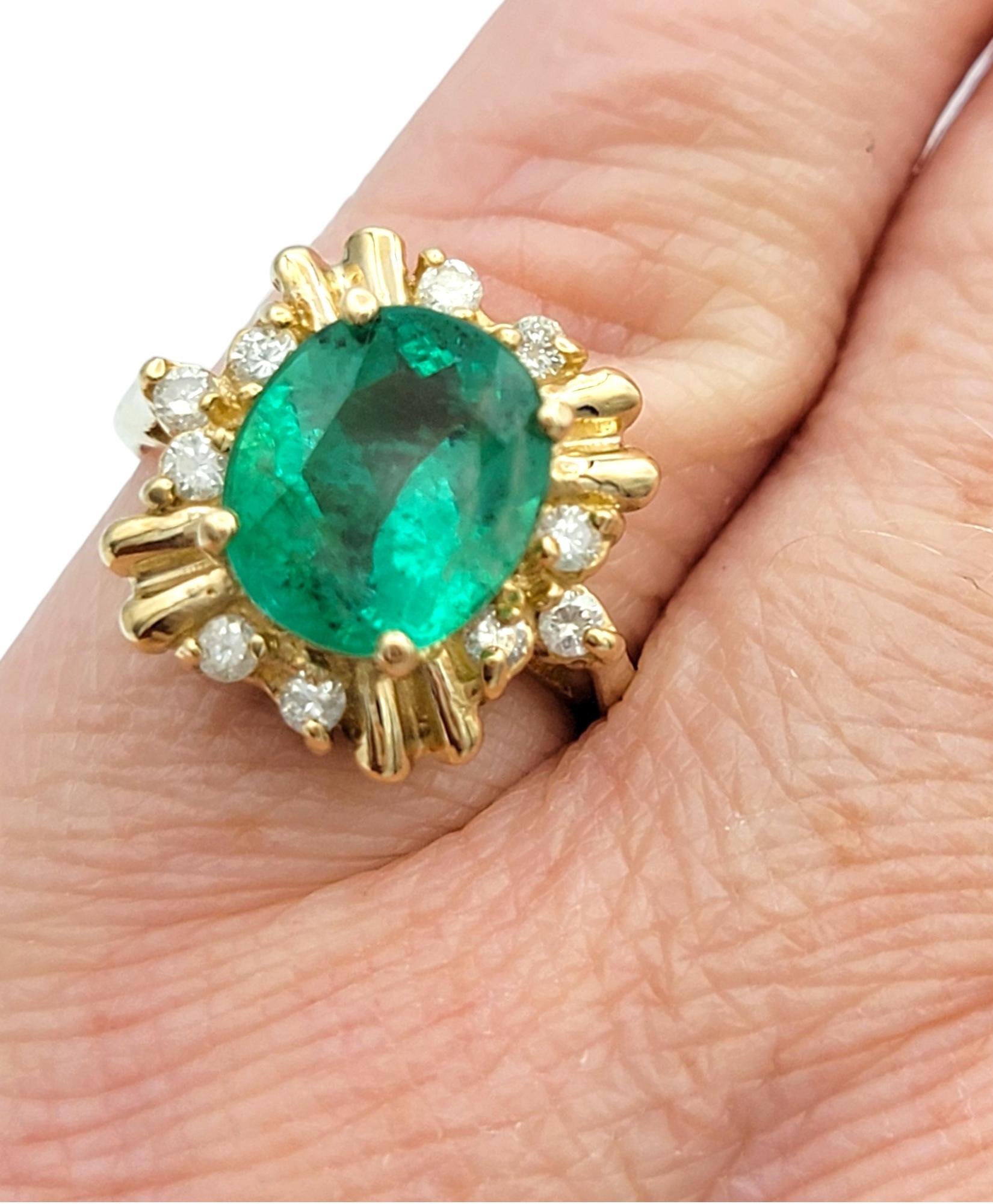 Oval Cut Colombian Emerald and Diamond Cocktail Ring in 14 Karat Yellow Gold For Sale 3