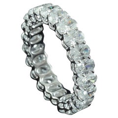Oval Cut Diamond 0.15 Carat Each Eternity Ring in 18 Karat Gold