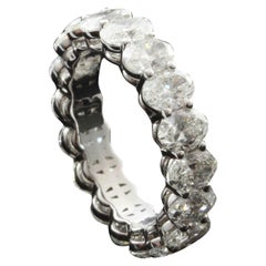 Oval Cut Diamond 0.30 Carat Eternity Ring in 18 Karat Gold