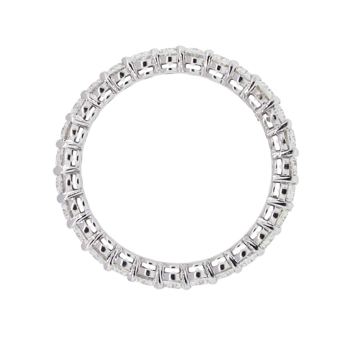 Material: 14k white gold
Diamond Details: Approximately 2.03ctw of oval cut diamonds. Diamonds are G in color and VS in clarity.
Measurements: 0.84″ x 0.12″ x 0.84″
Ring Size: 6
Item Weight: 2g (1.3dwt)
Additional Details: This item comes with a