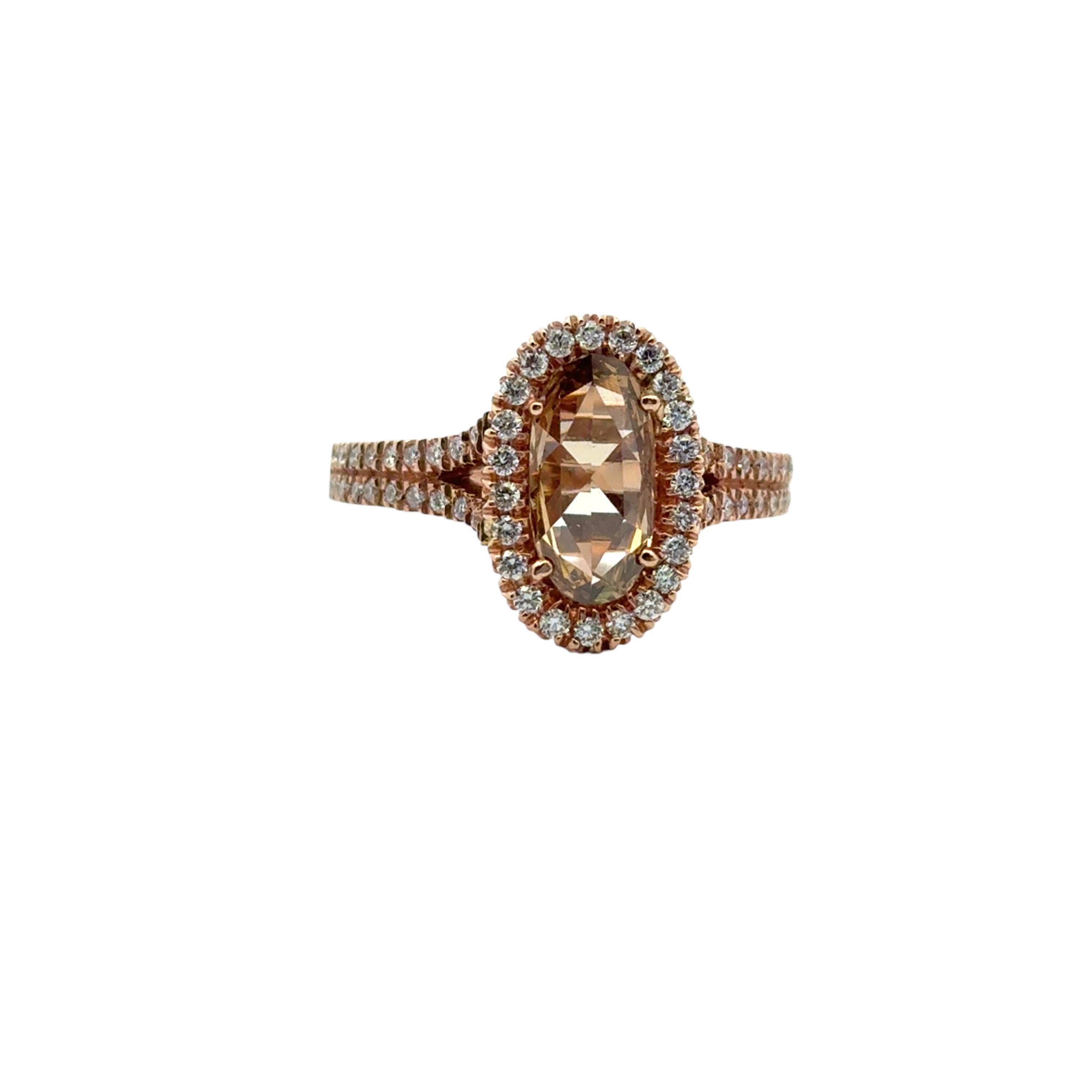 Oval Cut Diamond Halo Engagement Ring in vendita 1