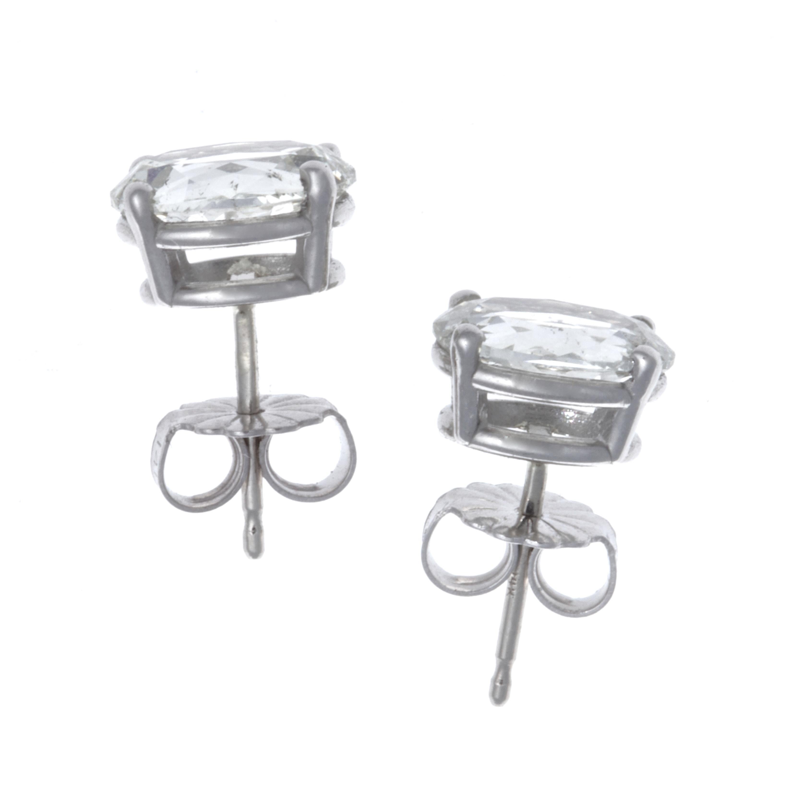 Oval Cut Diamond Stud Platinum Earrings In New Condition In Beverly Hills, CA