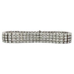 Bracelet tennis à quatre lignes en diamants taille ovale de 18KW (15,36 carats VVS) par Arnav