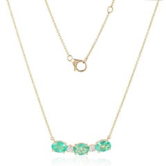 Collier à barrettes en or jaune 14K (ou 18k sur demande) avec diamants et émeraudes de taille ovale
