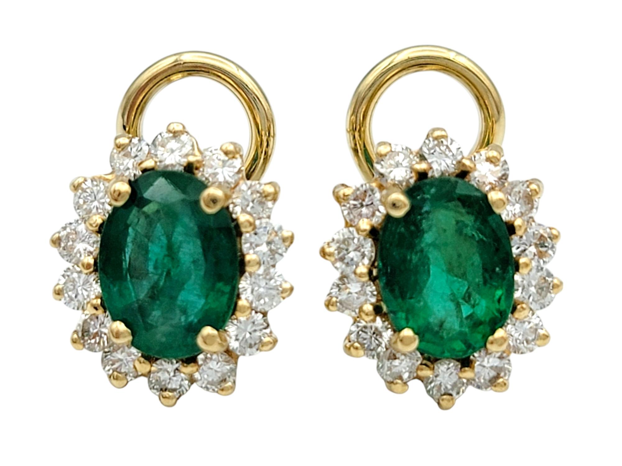 Oval Cut Emerald and Diamond Halo Stud Earrings in Polished 14 Karat Yellow Gold In Good Condition For Sale In Scottsdale, AZ