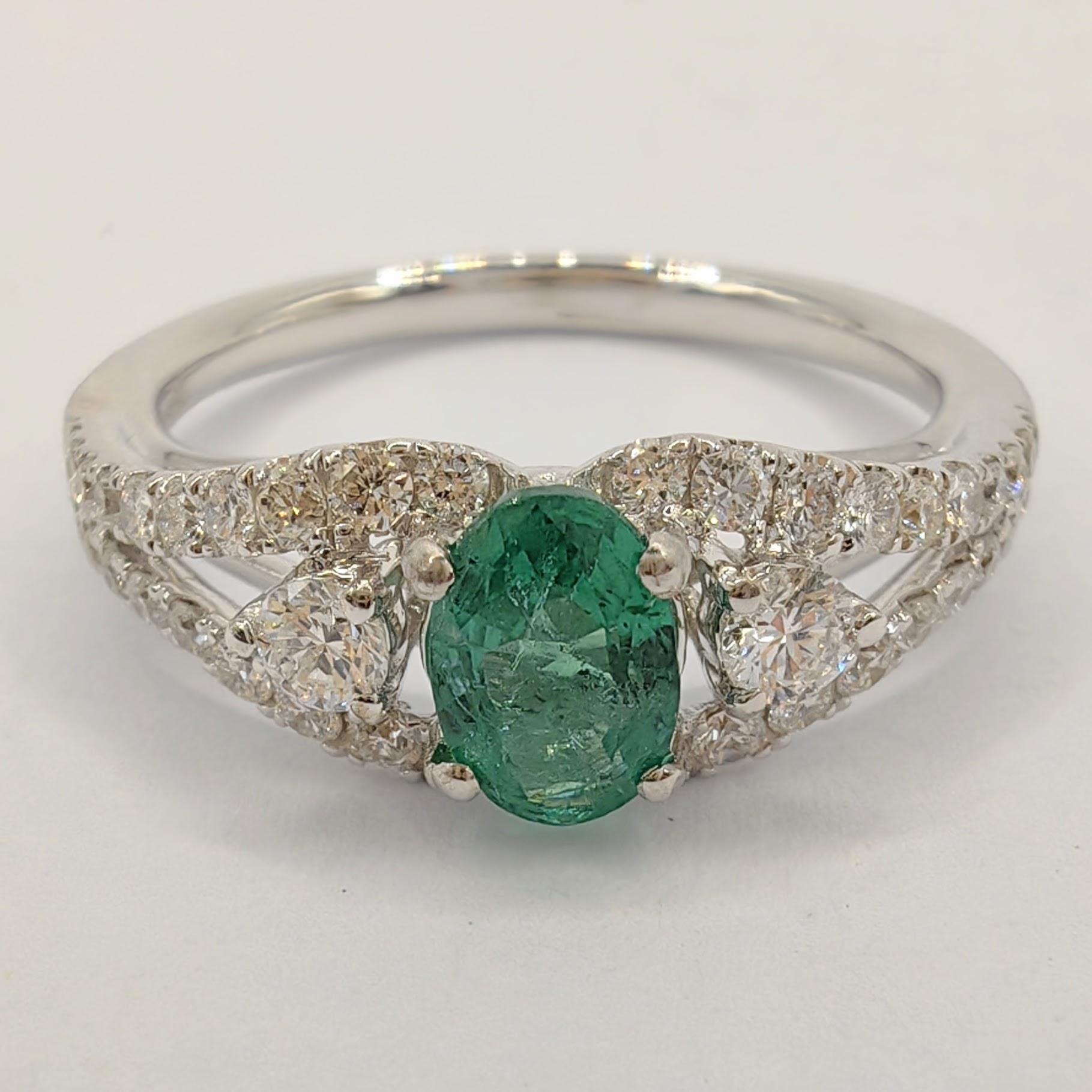Oval Cut Oval-Cut Vivid Green Emerald Diamond Cluster Ring in 18k White Gold For Sale