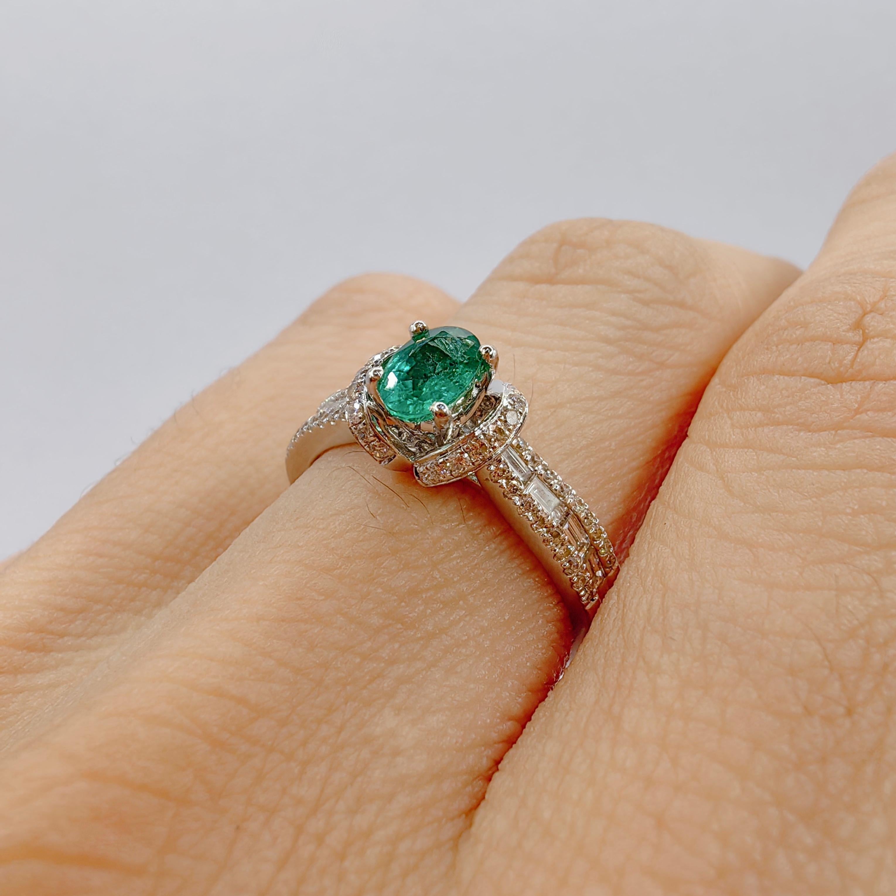 Oval-Cut Emerald & Diamond Multi-Row Pavé Statement Ring in 18k White Gold For Sale 2