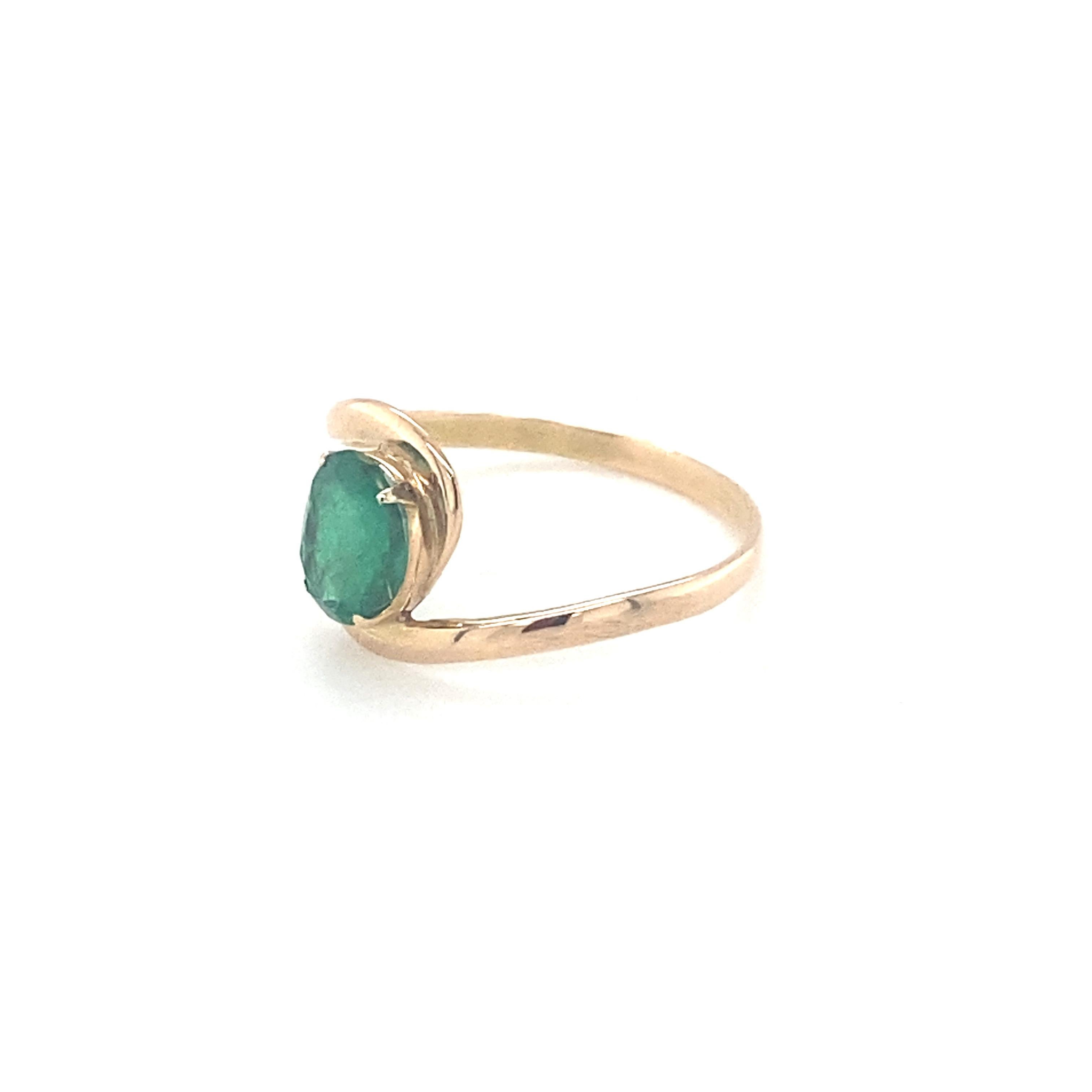 Oval Cut Emerald Yellow Gold Solitaire Ring For Sale 5
