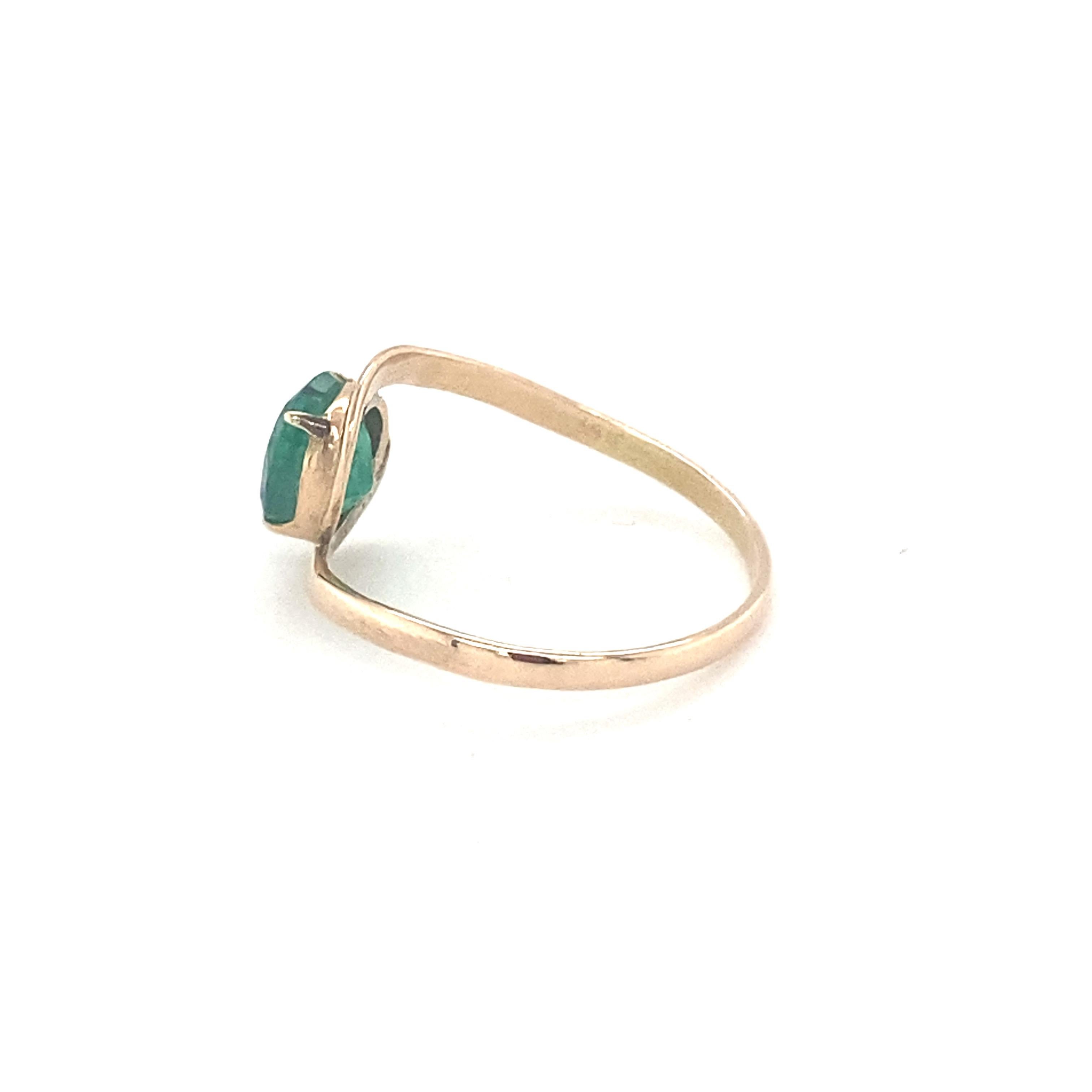 Oval Cut Emerald Yellow Gold Solitaire Ring For Sale 7