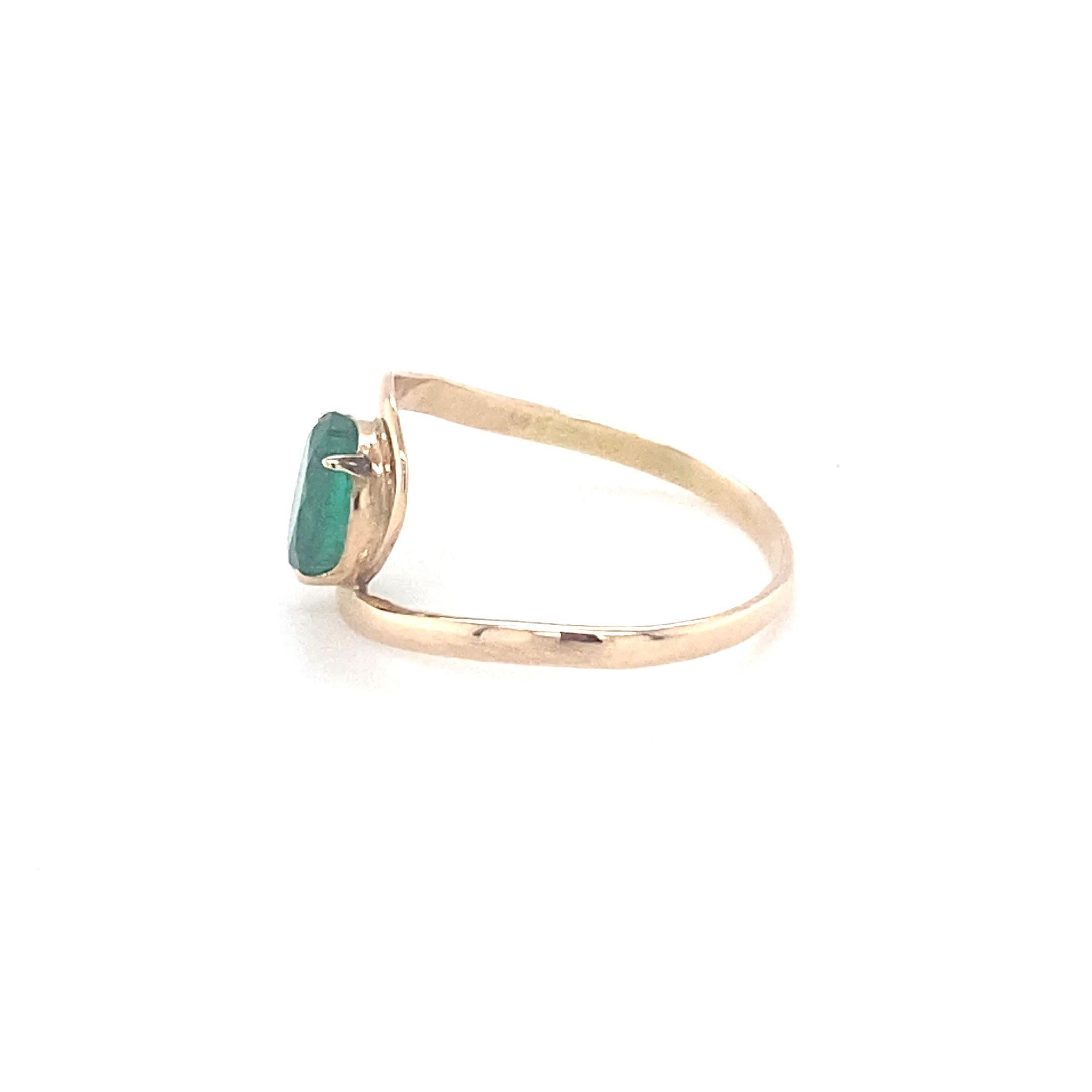 Oval Cut Emerald Yellow Gold Solitaire Ring For Sale 13