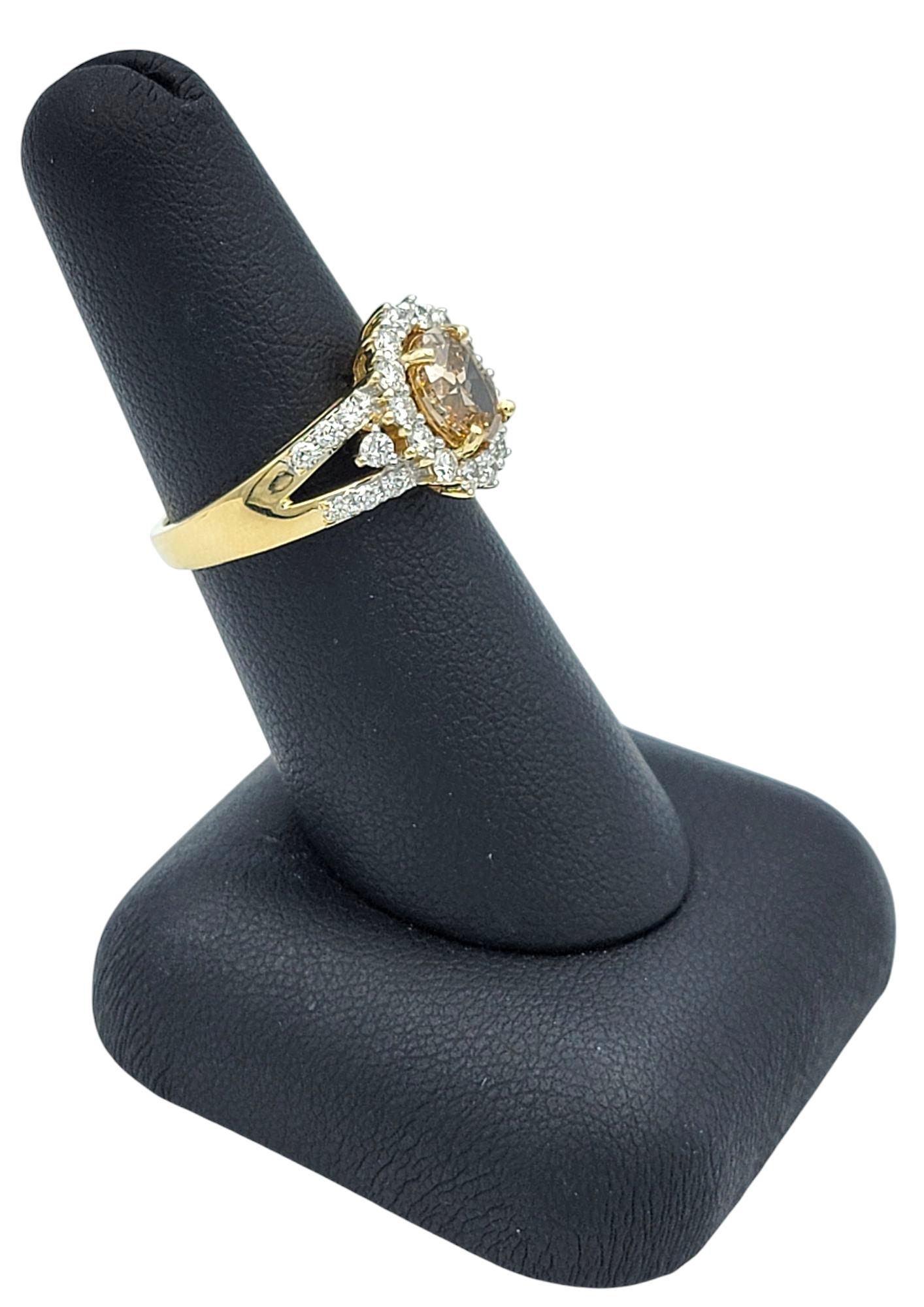 Anello a raggiera con diamanti bianchi e marroni taglio ovale in oro giallo 14 carati in vendita 7