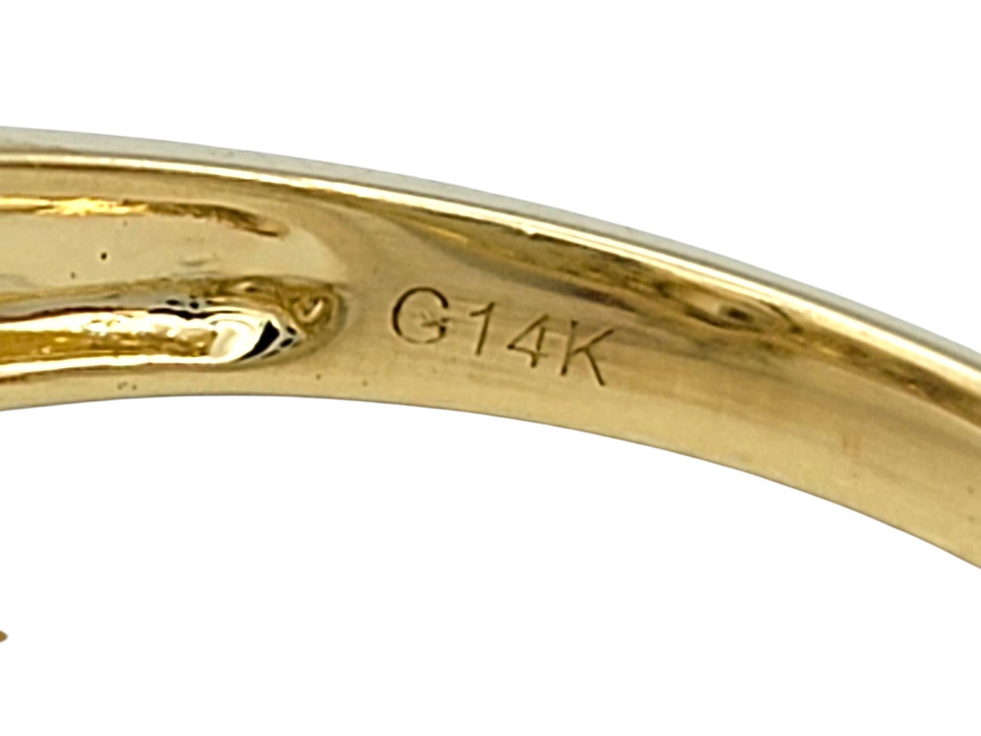 Anello a raggiera con diamanti bianchi e marroni taglio ovale in oro giallo 14 carati in vendita 3