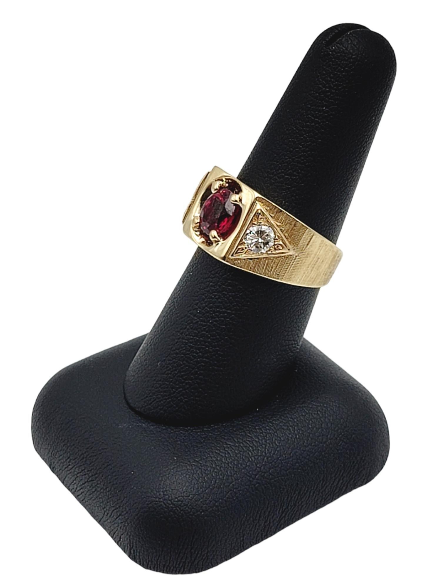 Oval Cut Garnet and Round Diamond Unisex Signet Style Ring 14 Karat Yellow Gold For Sale 8
