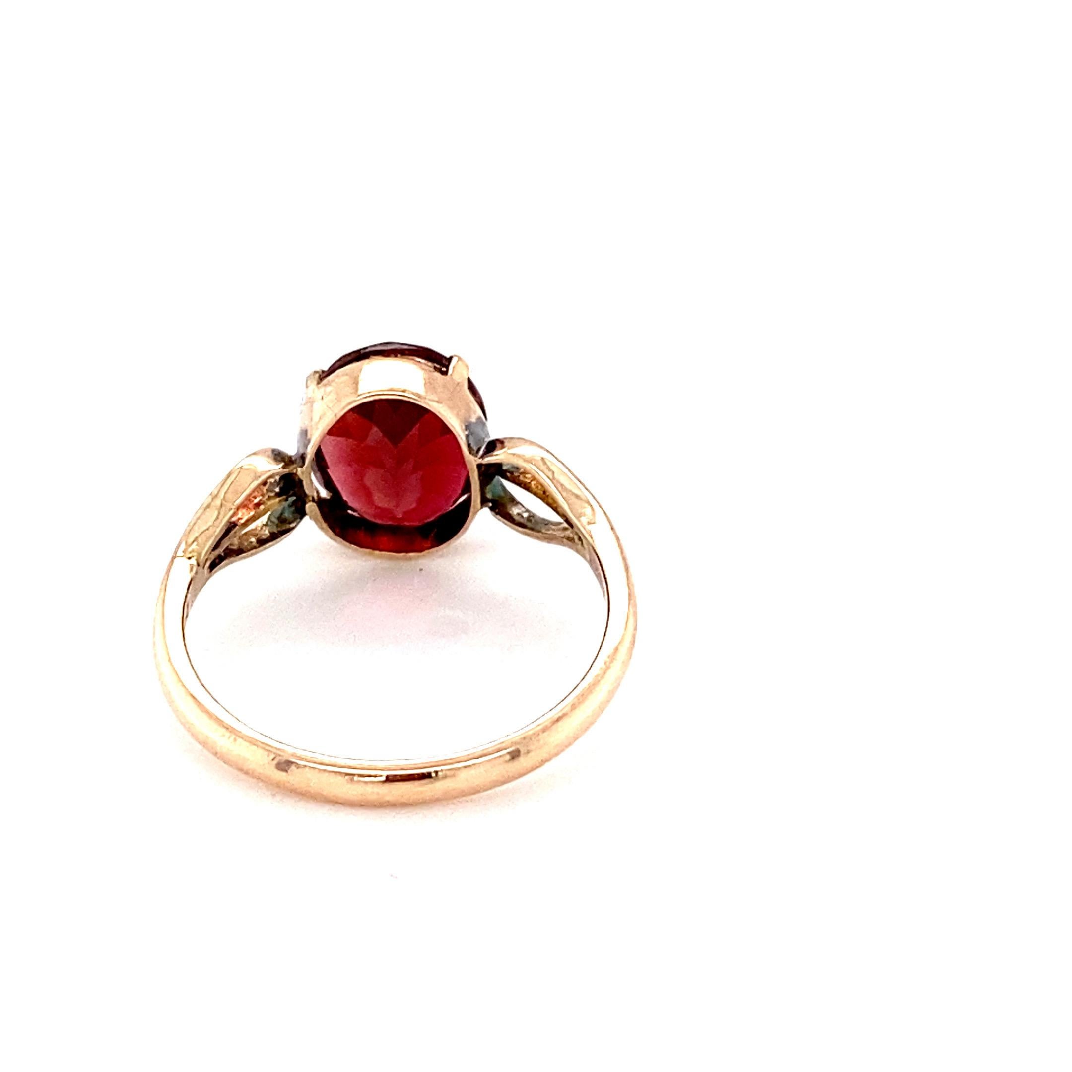 Oval Cut Garnet Yellow Gold Solitaire Ring For Sale 9