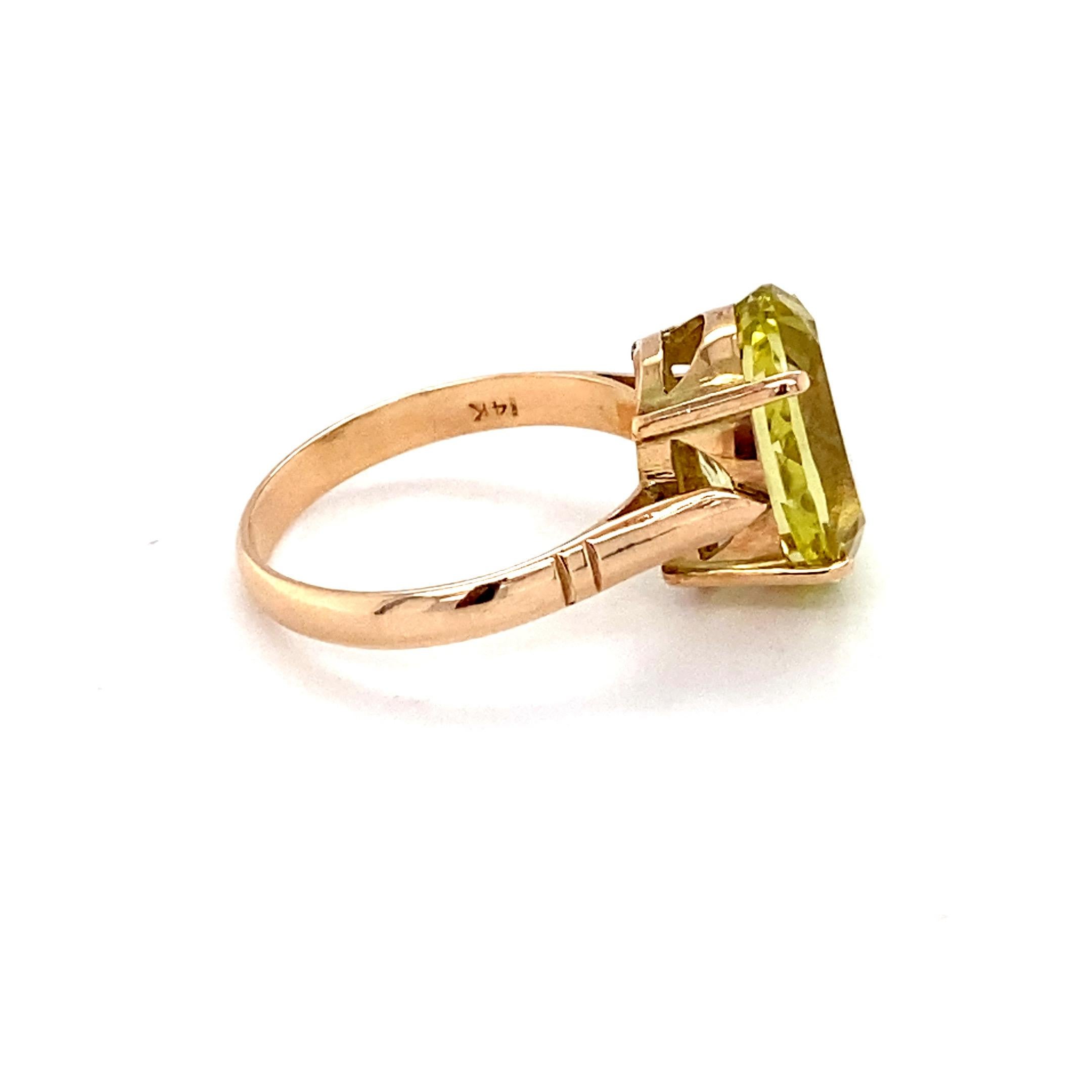 Oval Cut Lemon Topaz Yellow Gold Solitaire Ring For Sale 12