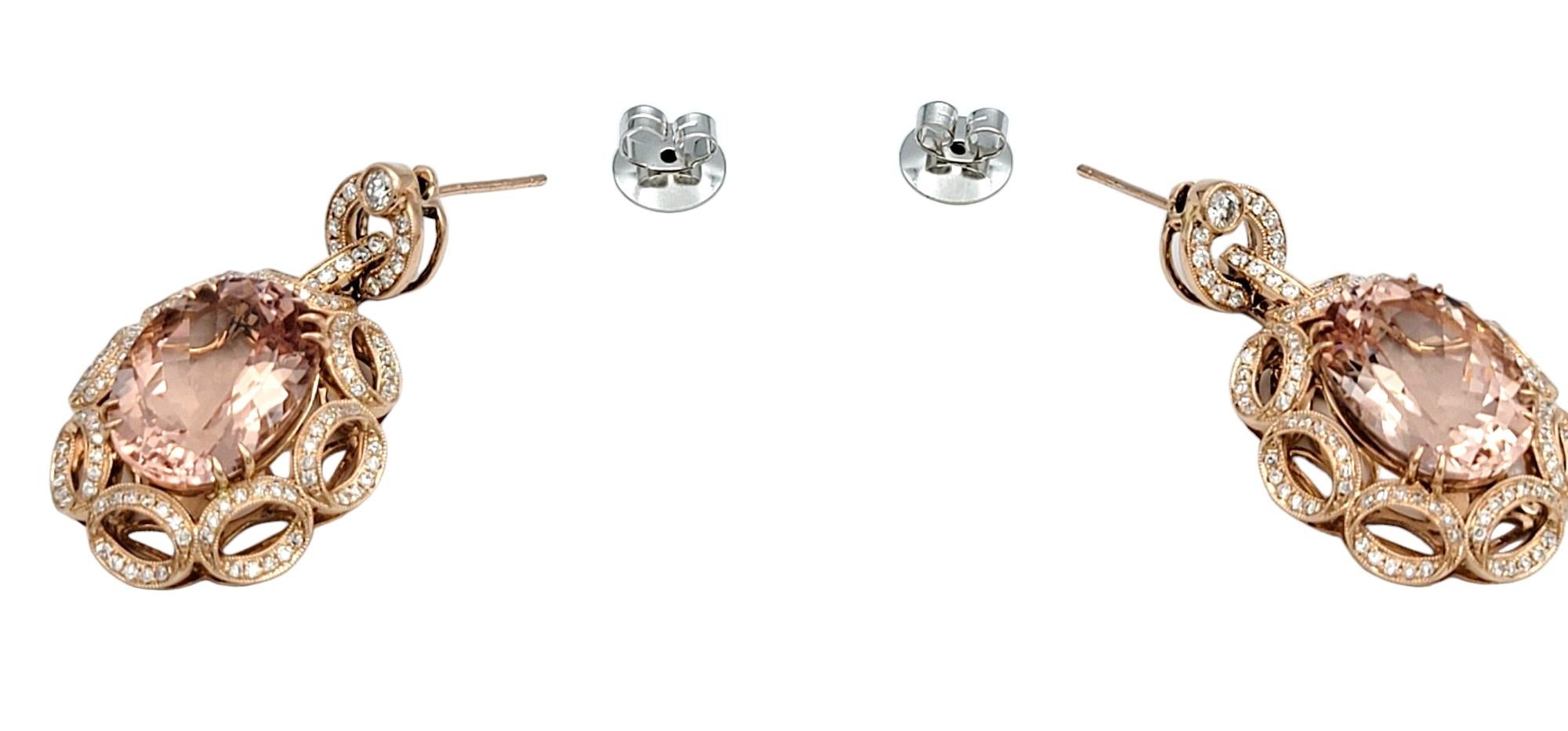 Taille ovale Boucles d'oreilles pendantes en or rose avec Morganite et diamants en forme de boucle ouverte en vente